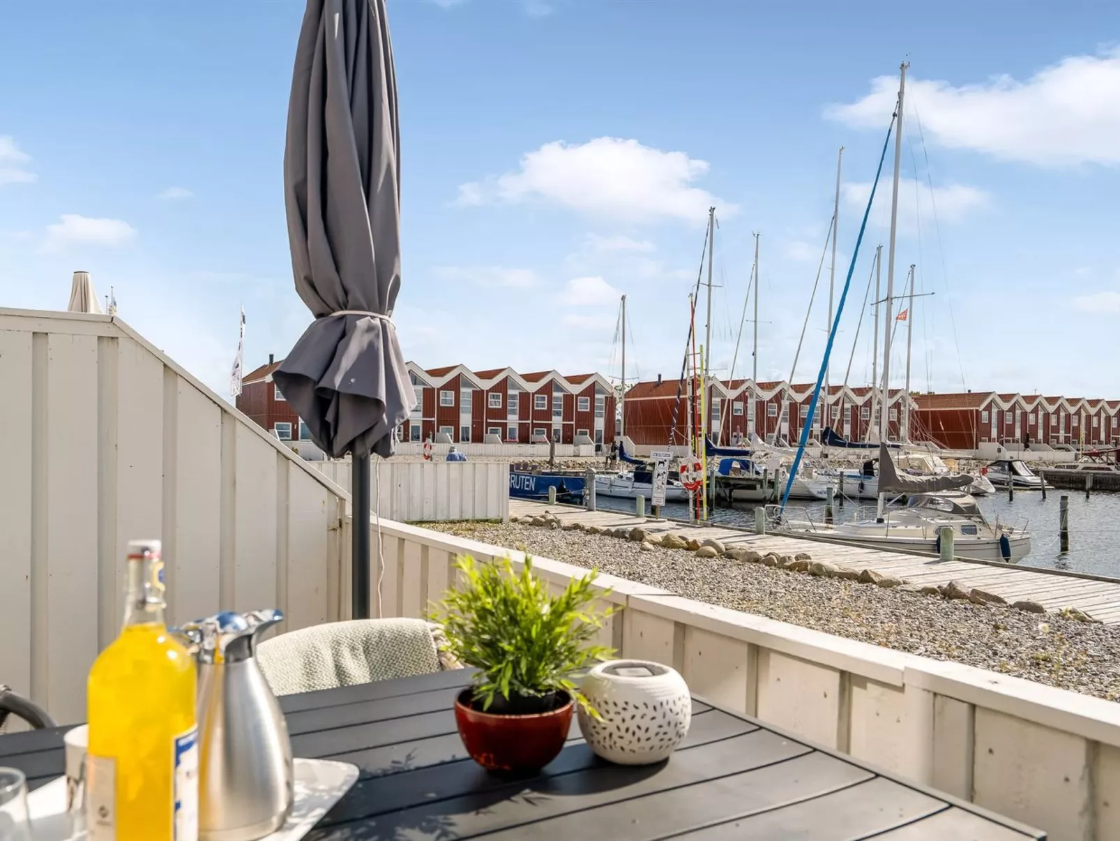 "Ake" - 10m to the fjord - Buiten