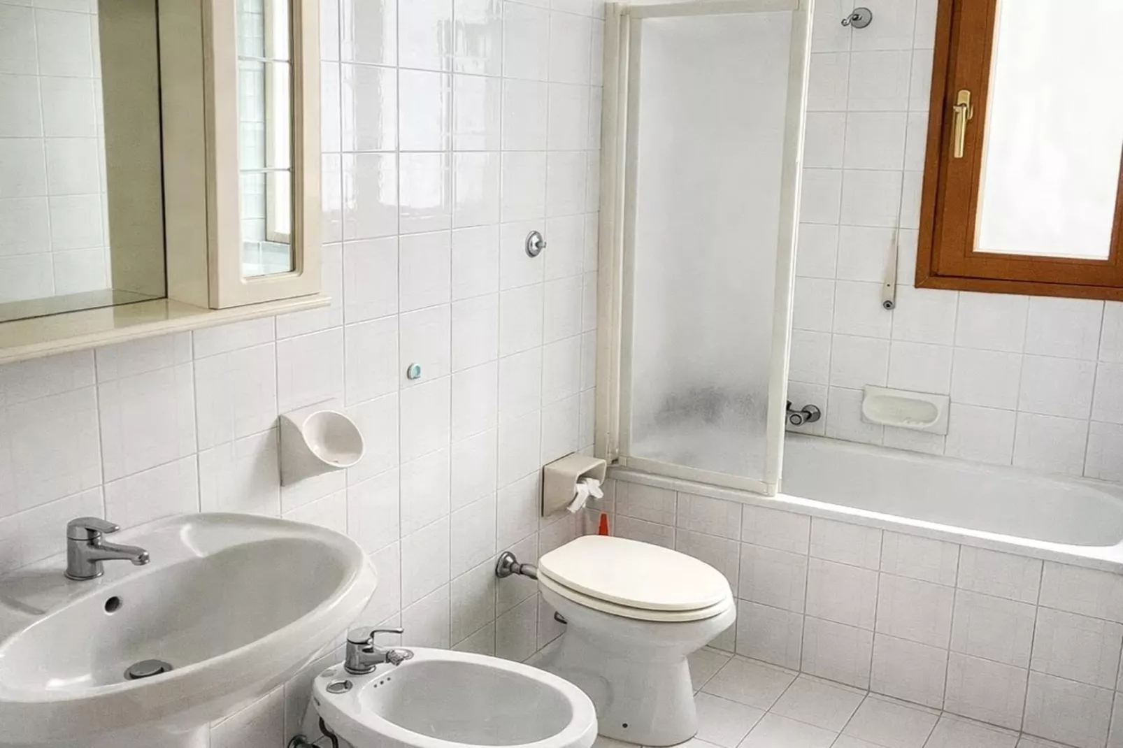 TRILO MARCO - Badkamer