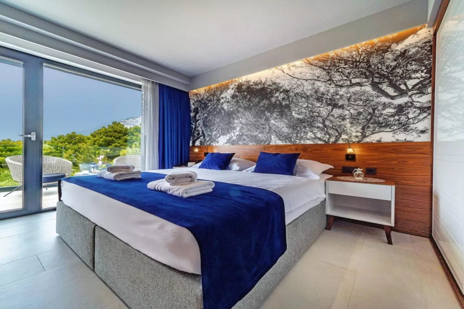 Luxury Villa Delight I – Promajna, Heated Pool - Slaapkamer