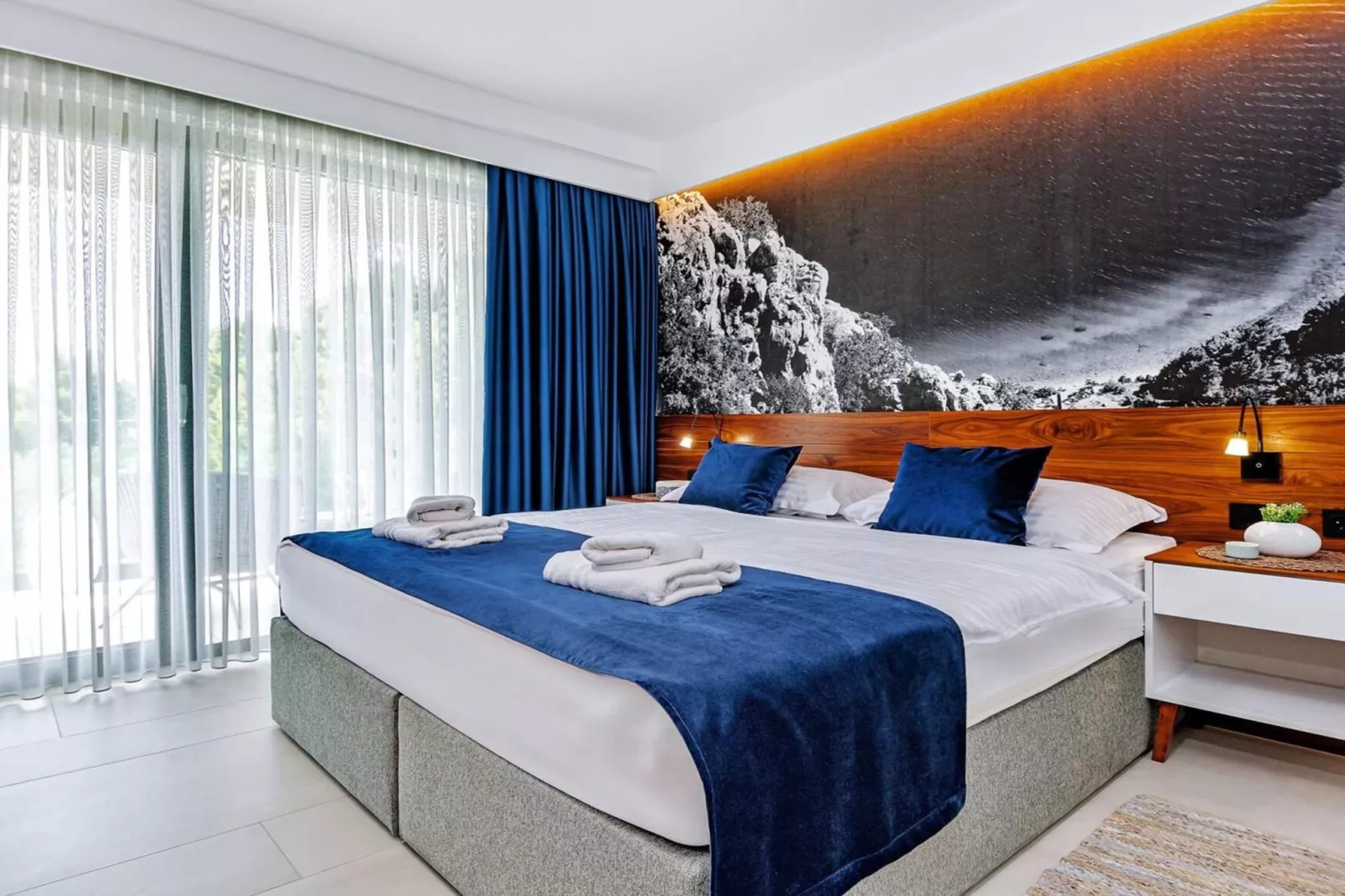 Luxury Villa Delight I – Promajna, Heated Pool - Slaapkamer