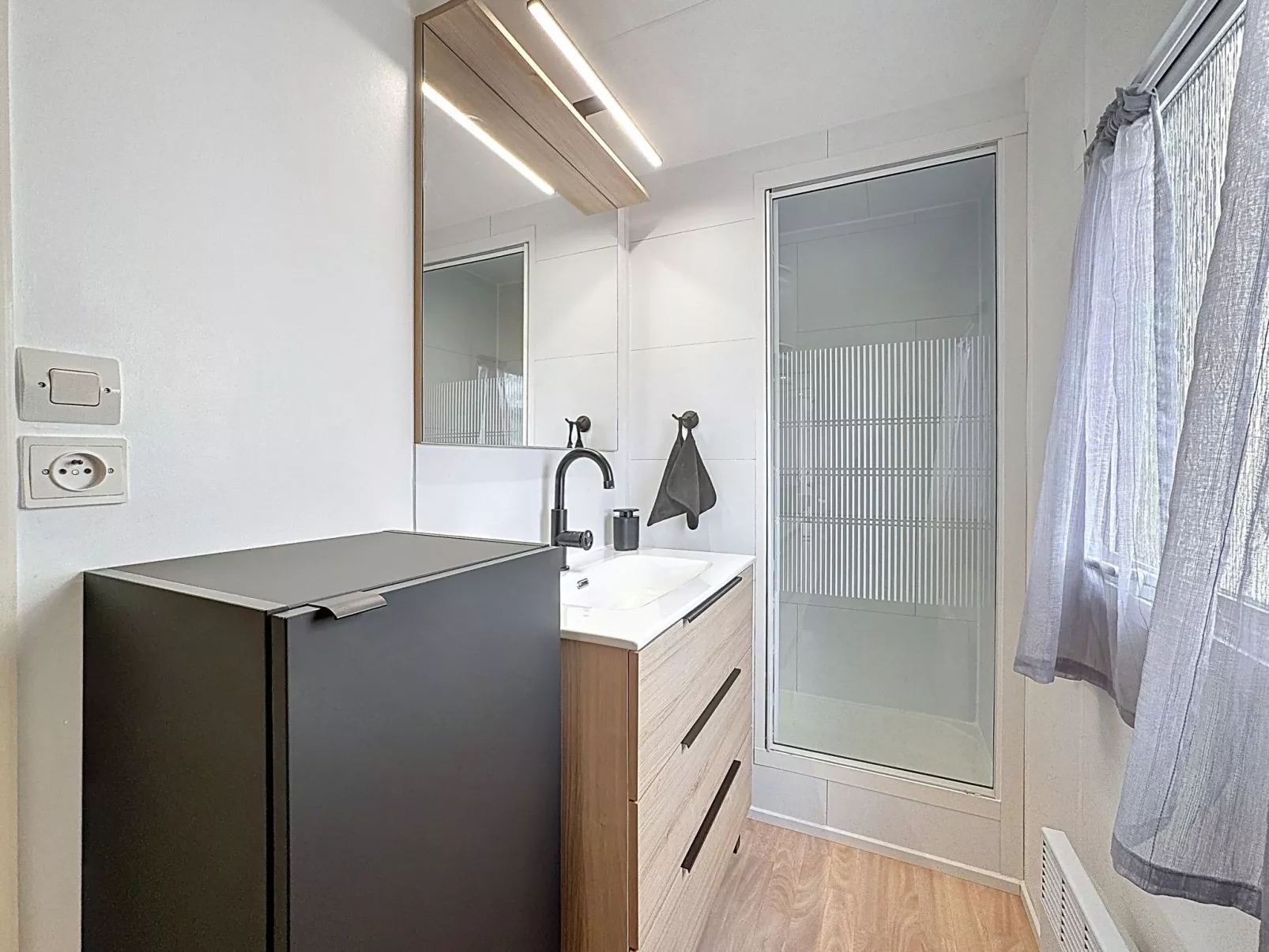 Le Lieu Bill - Binnen