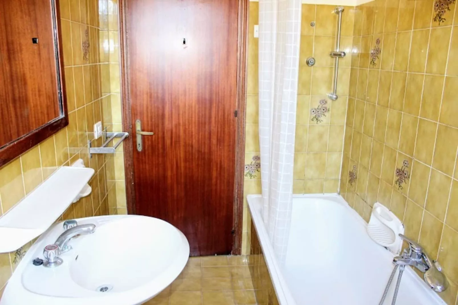 TRILO NOVELLA 2 - Badkamer