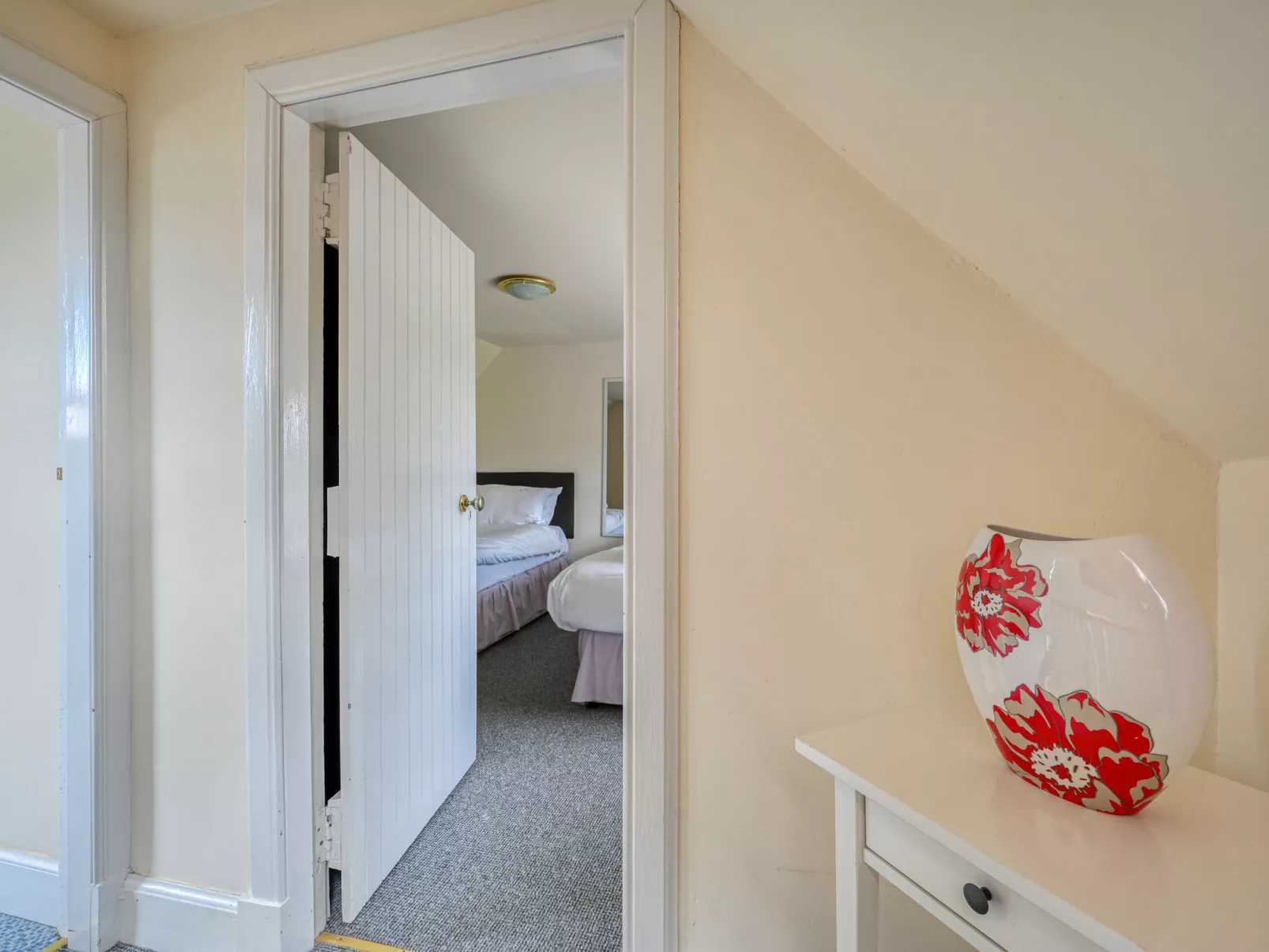 Loch Meiklie View - Binnen