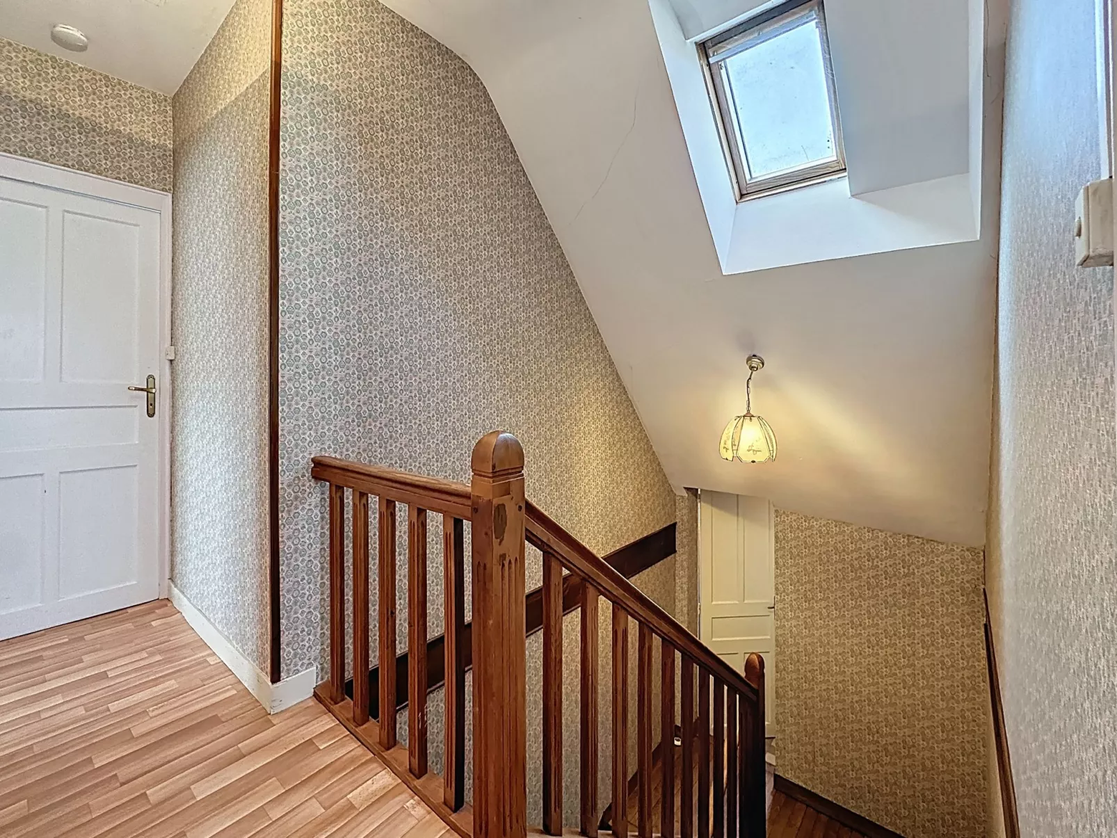 La Rose des Pins - Binnen