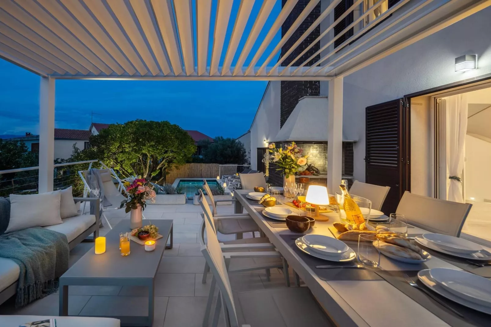 Luxury Villa Mila Supetar with Pool in the Center - Terrasbalkon