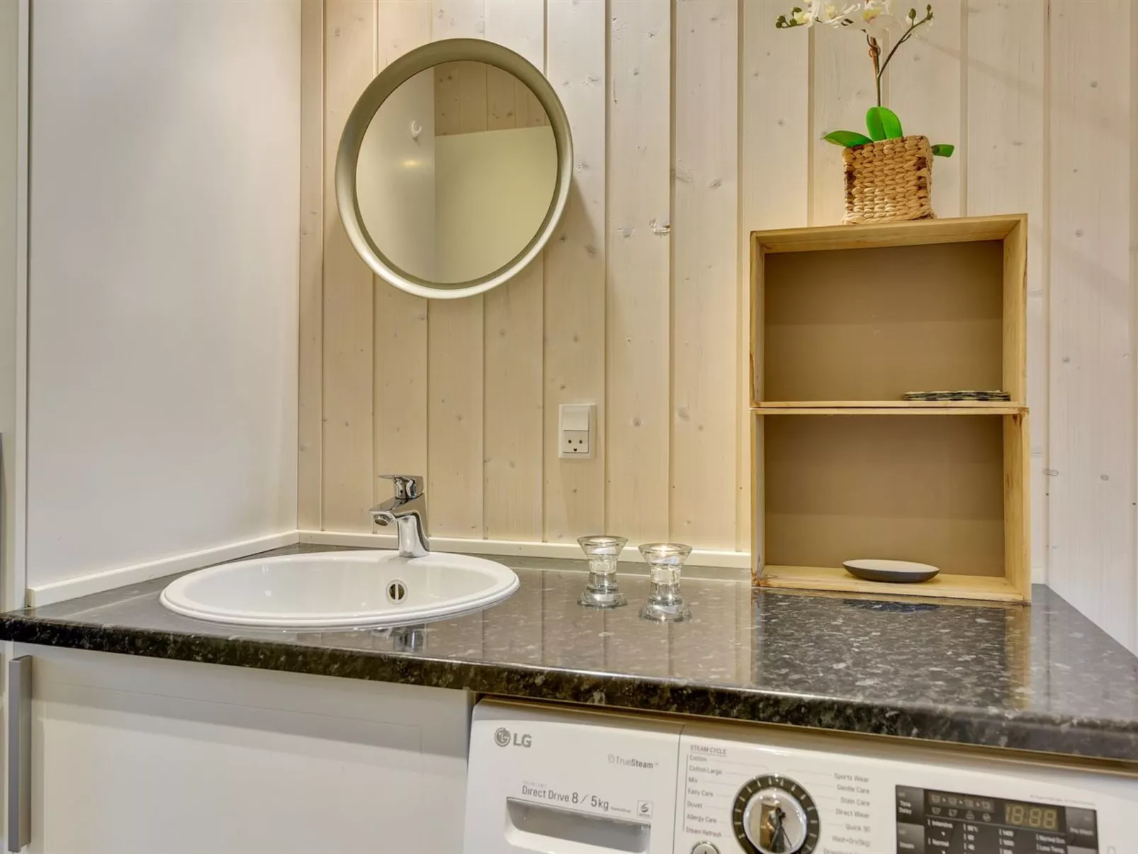 "Erza" - 500m from the sea - Binnen