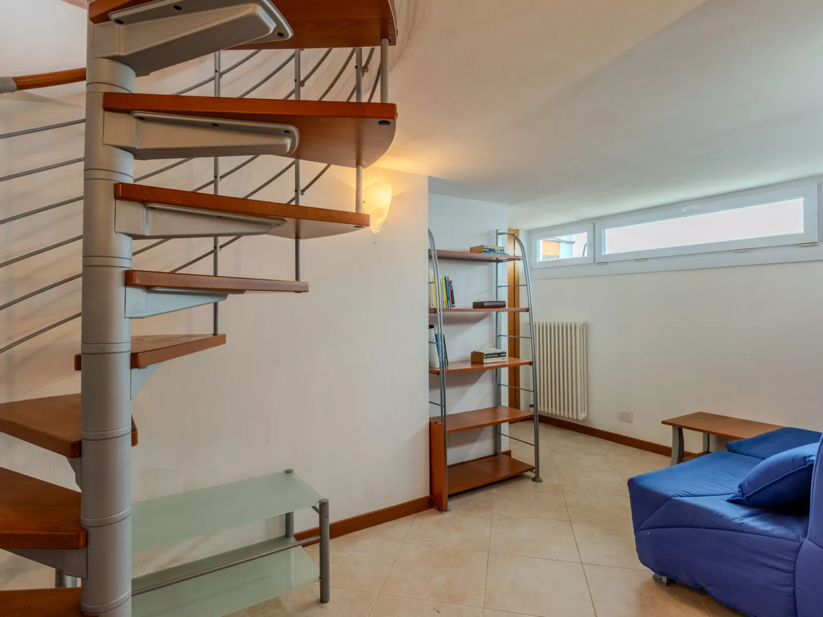 Sona's Lake Home - Binnen