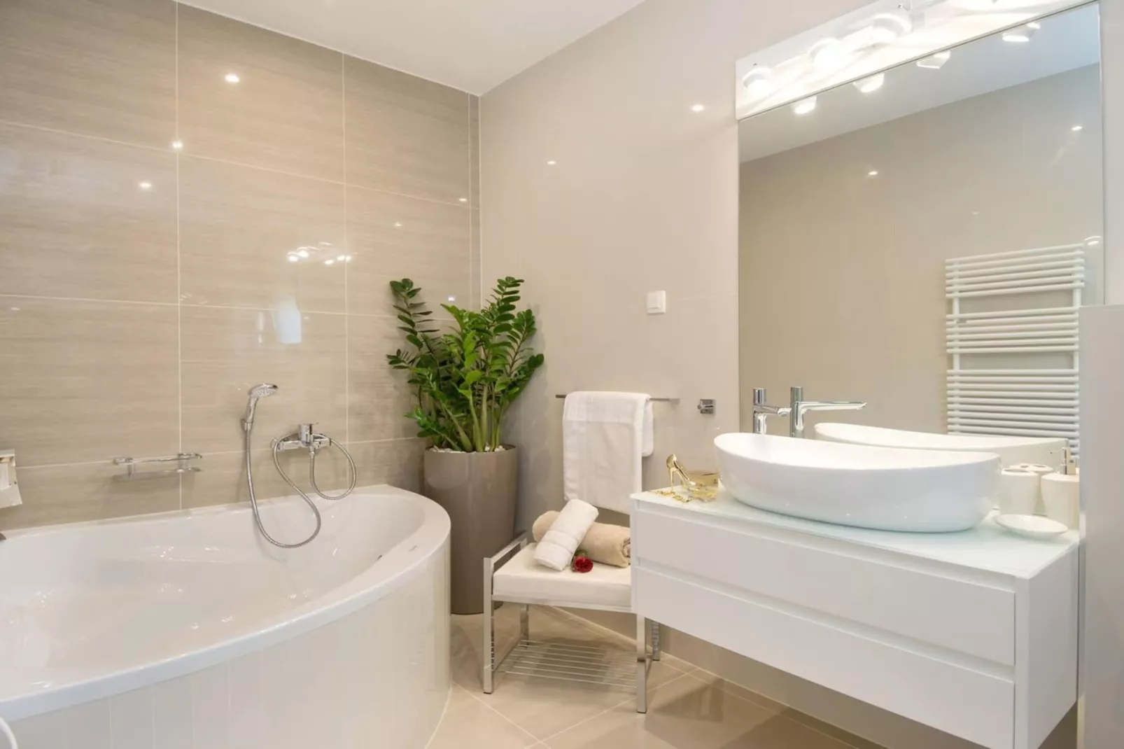 Luxury Villa Happiness Omis with Pool, Gym & Sauna - Badkamer