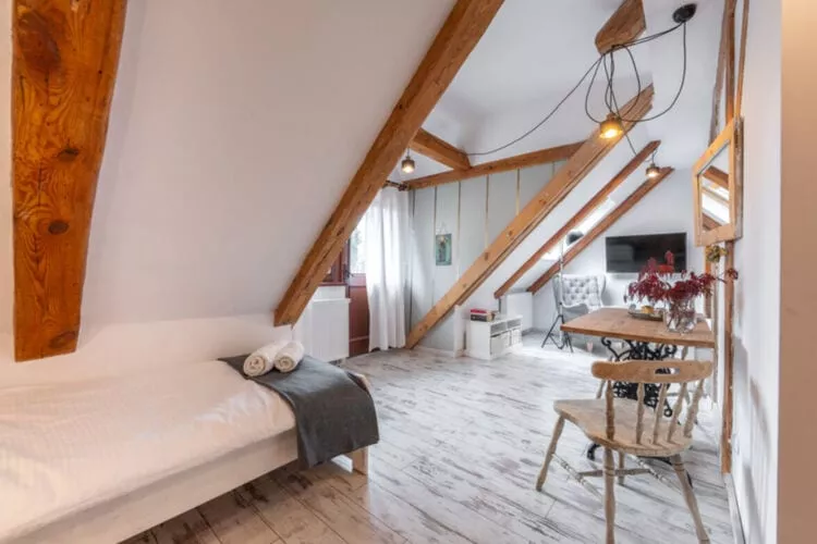 Dworek w Bełcznej-Slaapkamer