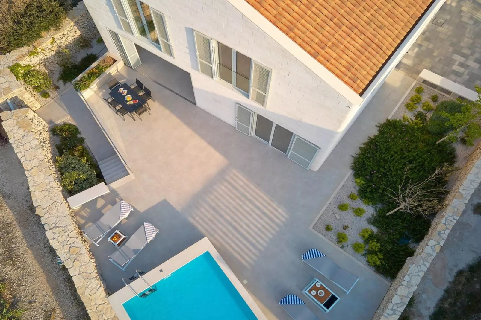 Luxury Seafront Villa Casa Familija Brac with Pool - Buitenkant zomer