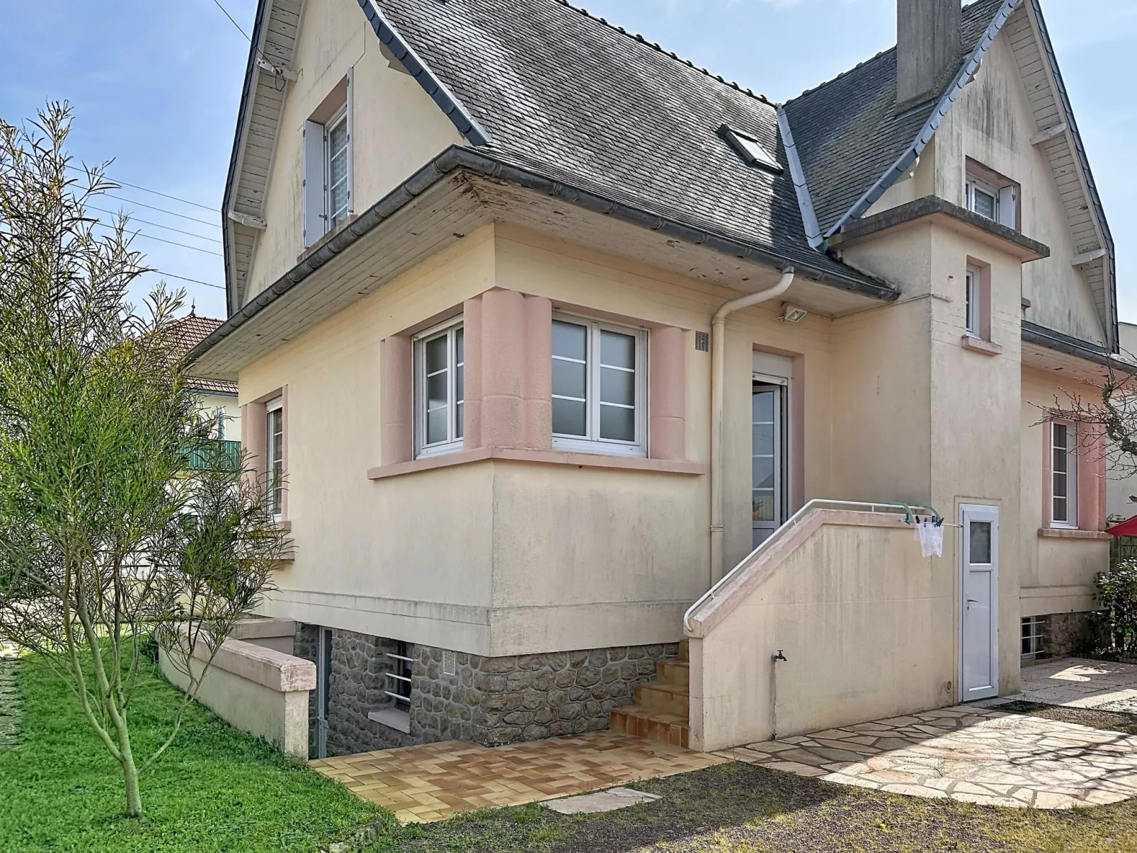 La Rose des Pins - Buiten