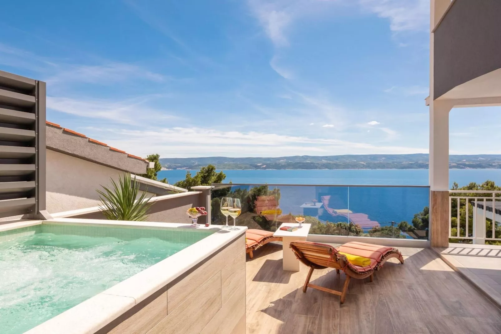 Luxury Villa Holiday Residence Omis w/ Heated Pool - Terrasbalkon