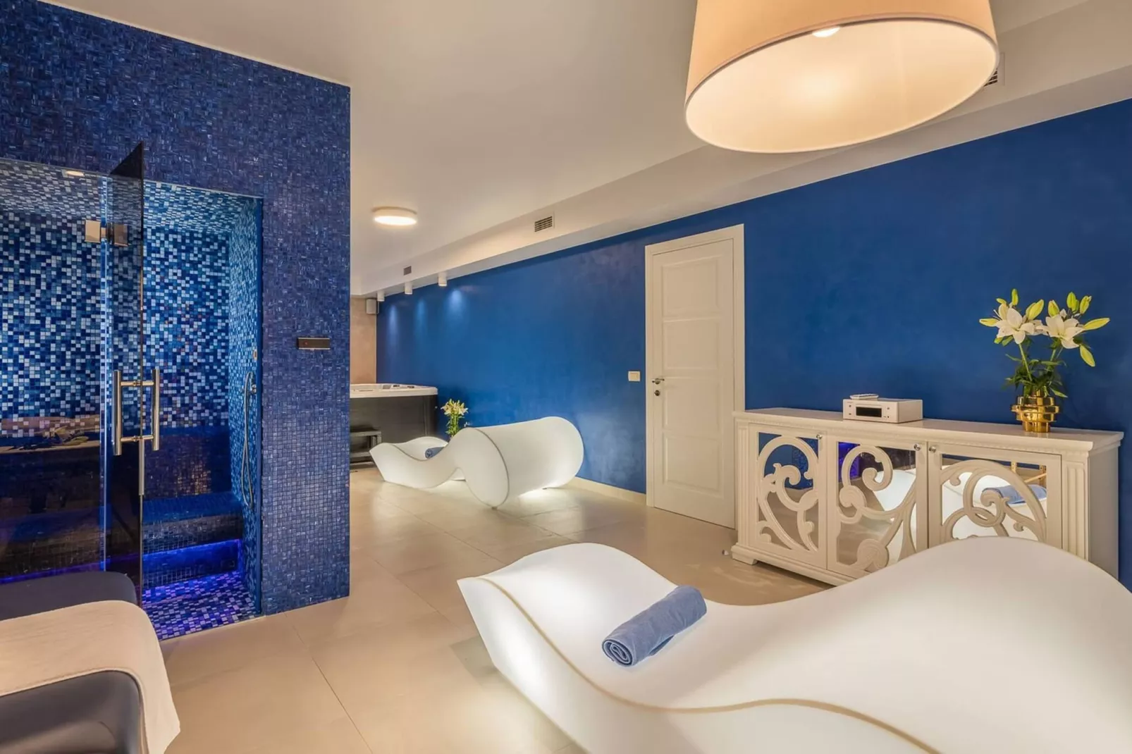 Luxury Seafront Villa Castello Rogoznica with Pool - Faciliteiten