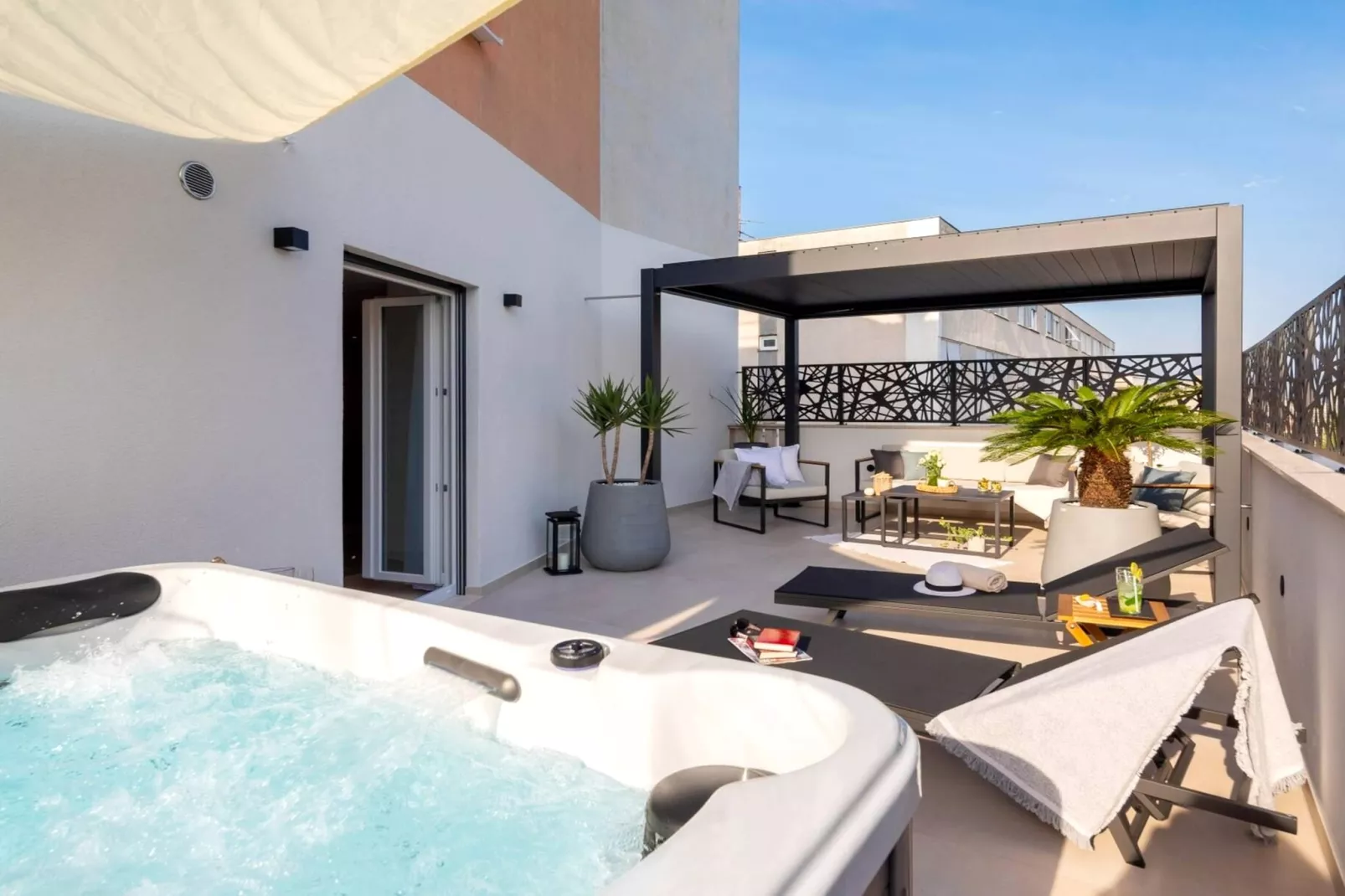 Luxury Apartment Silvery Split with Sauna, Jacuzzi - Faciliteiten