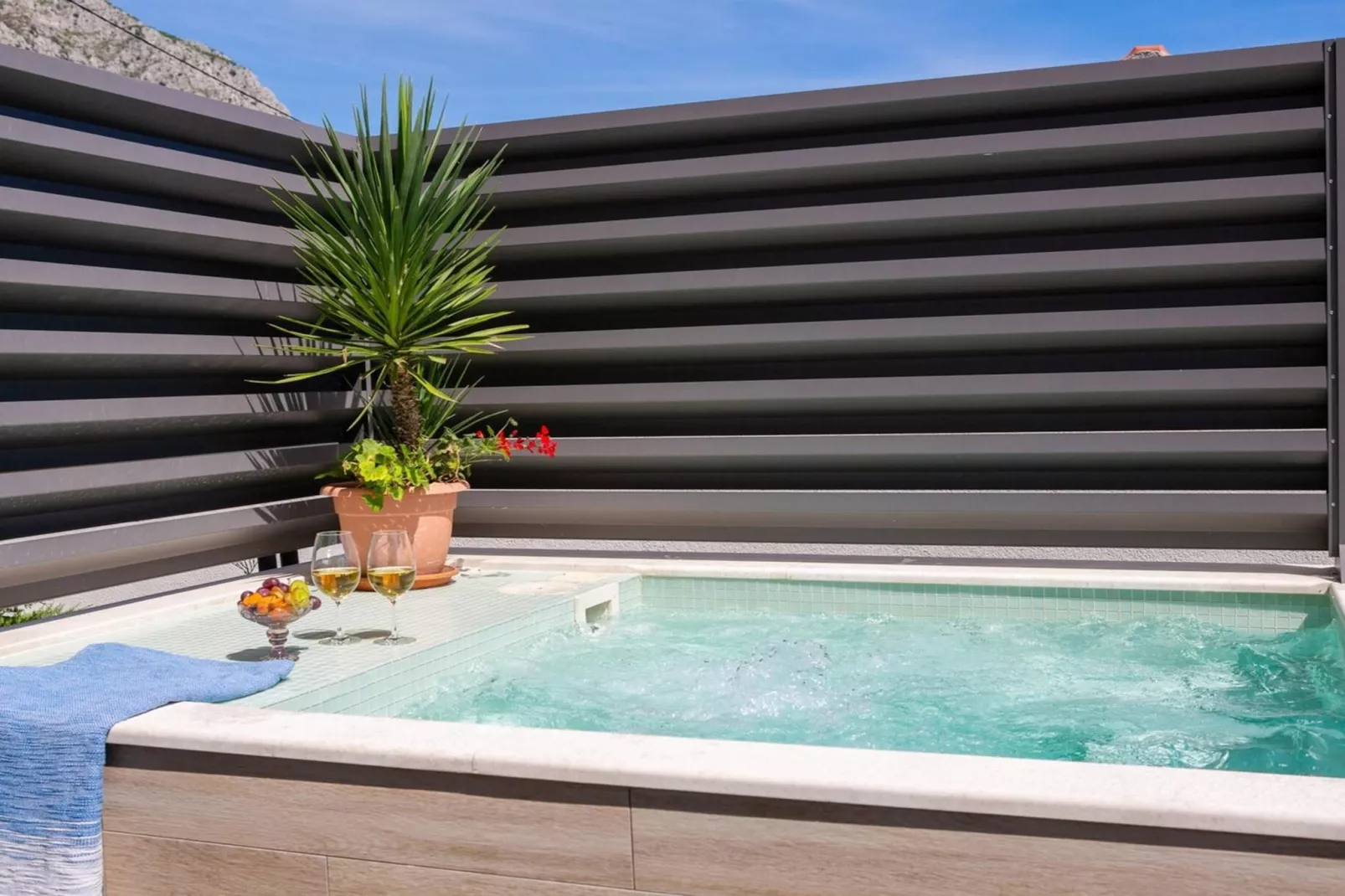 Luxury Villa Holiday Residence Omis w/ Heated Pool - Faciliteiten