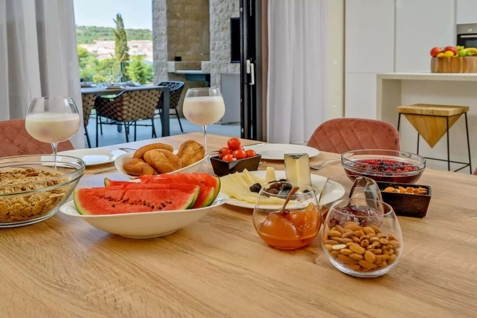 Luxury Seafront Villa Raquel Solta with Pool, Gym - Sfeer