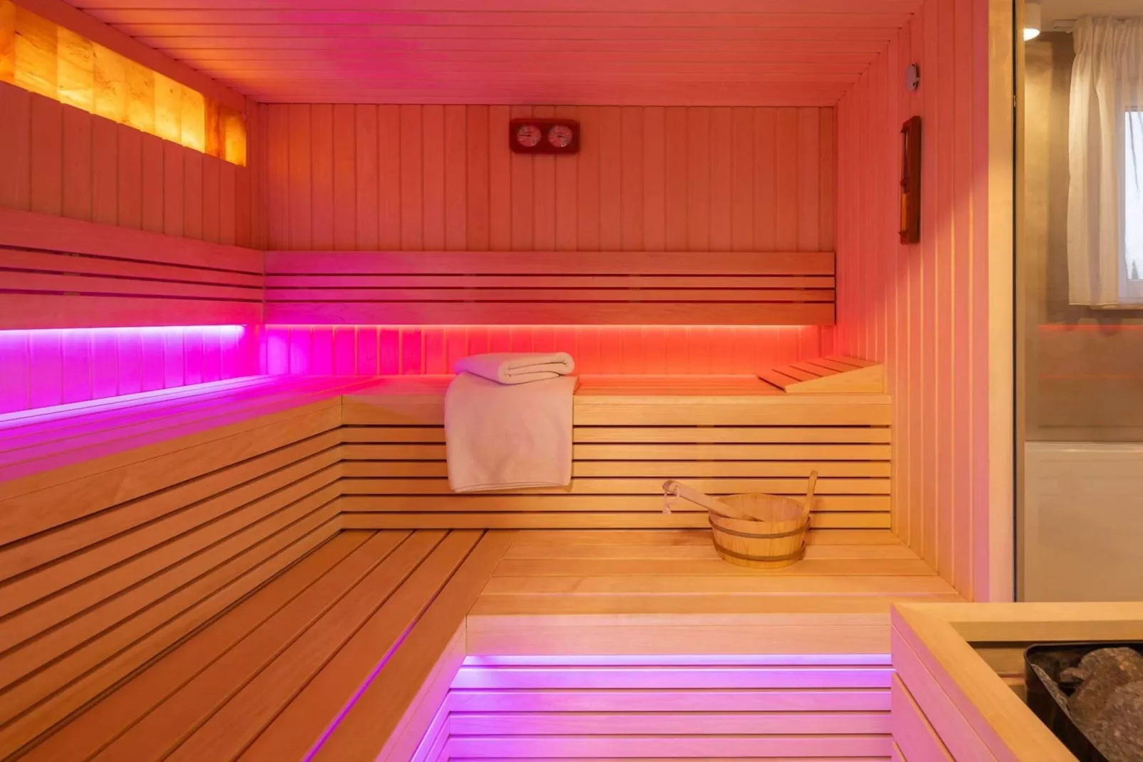 Luxury Seafront Villa Castello Rogoznica with Pool - Wellness