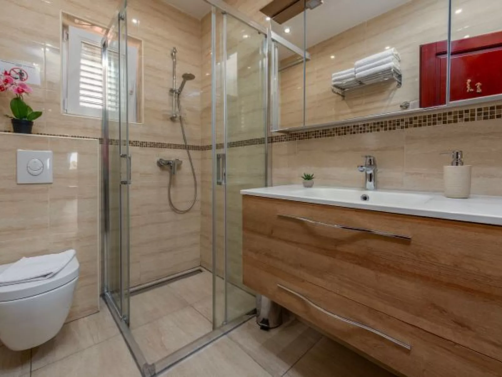 XXXL Villa Ancora with heated pool - Image-tags.info