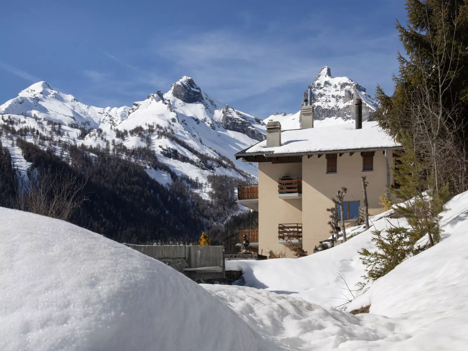 Tourbillon A 27 - Buiten