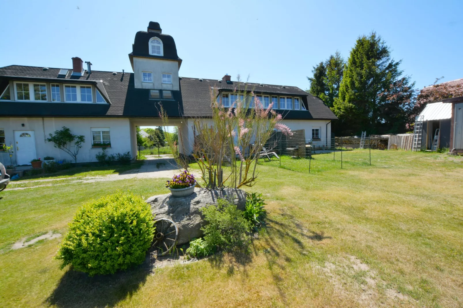 Holiday Home Podamirowo-Tuinen zomer