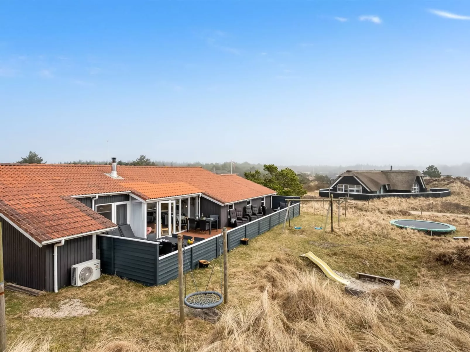 "Petkana" - 700m from the sea - Buiten