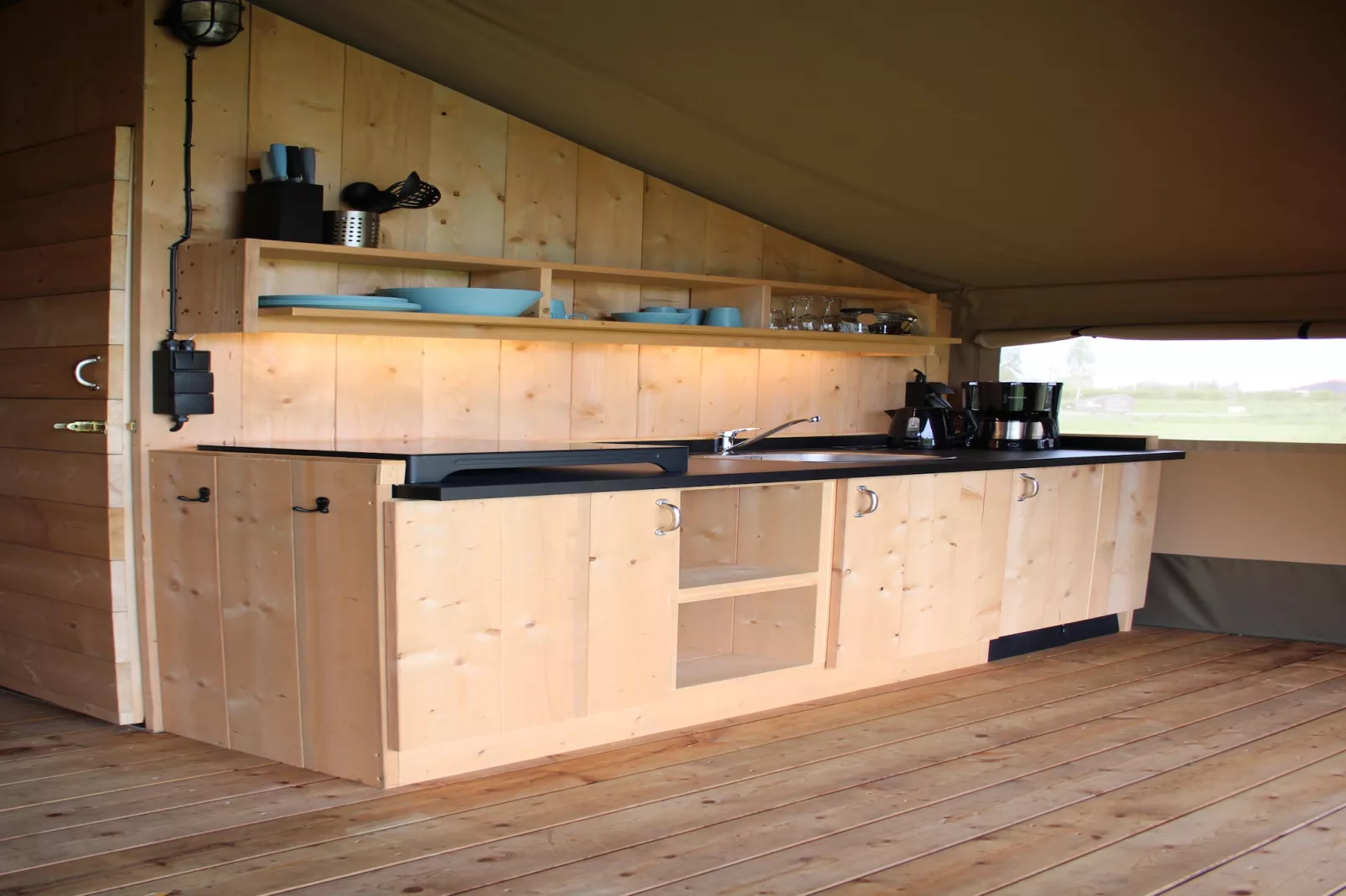 Luxe glamping met badkamer 3 - Keuken