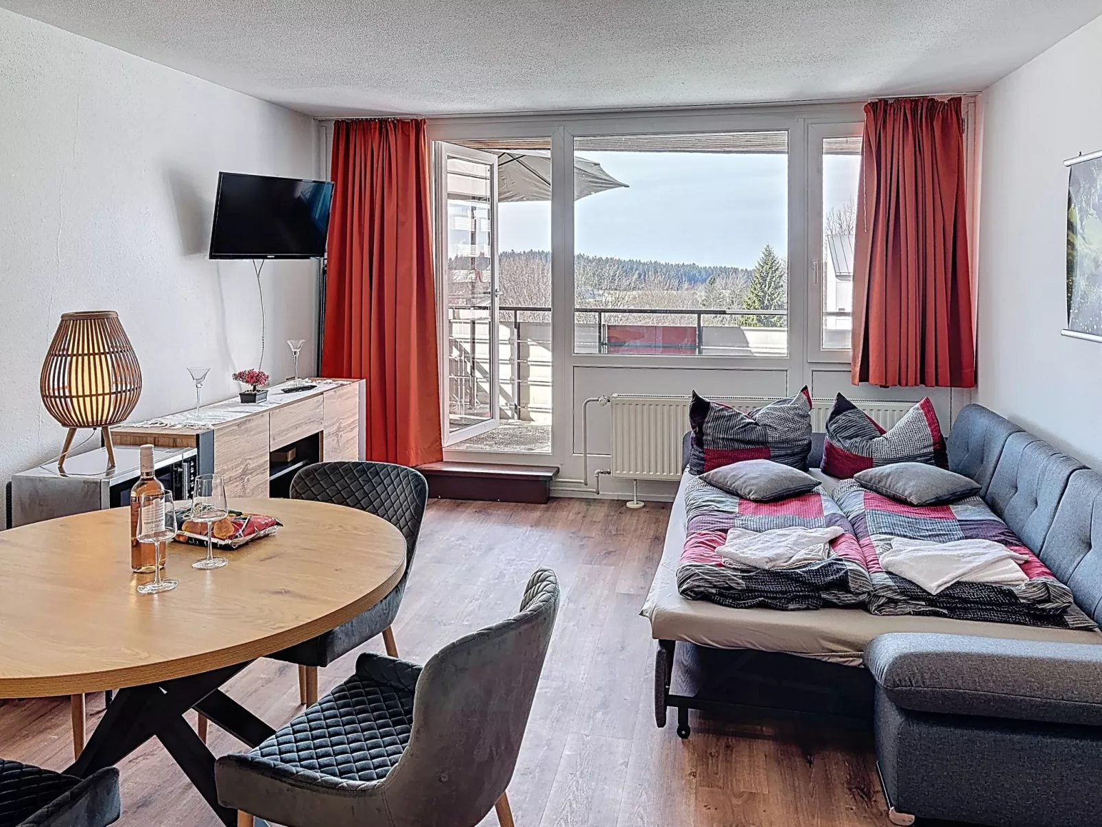 Urlaubsspaß inkl. Schwimmbad und Sauna - Binnen