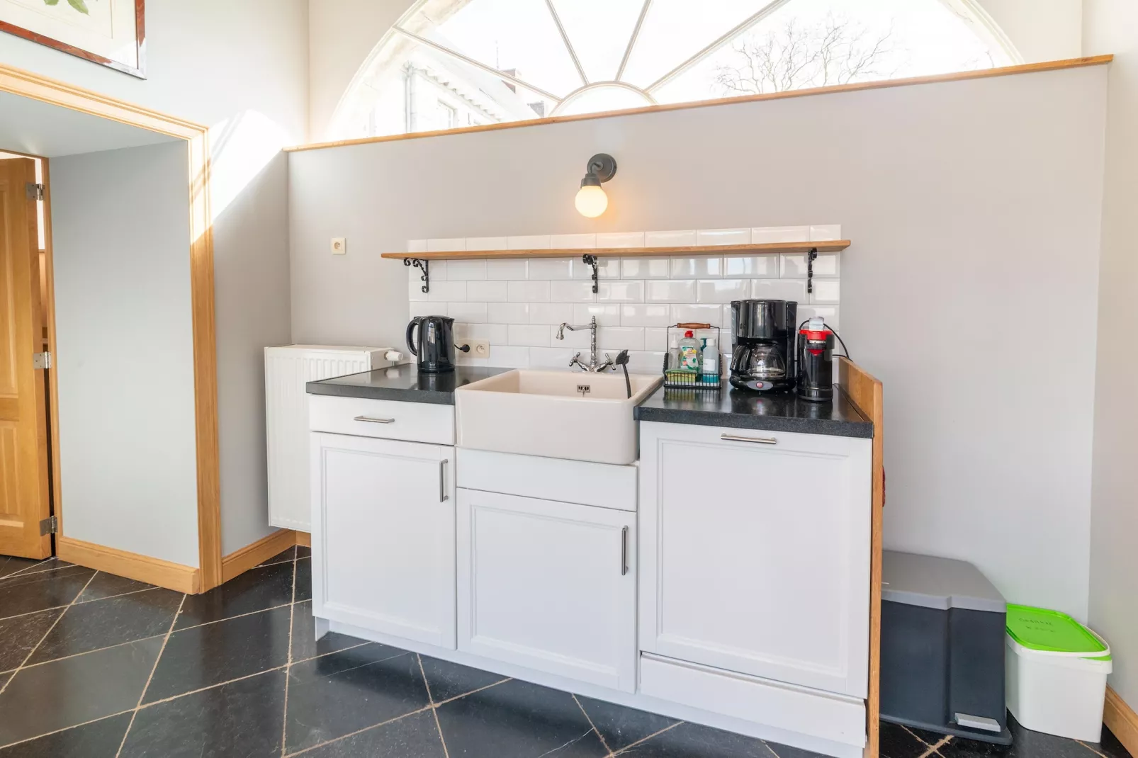 La Cour de Himbe - Buitenkant zomer