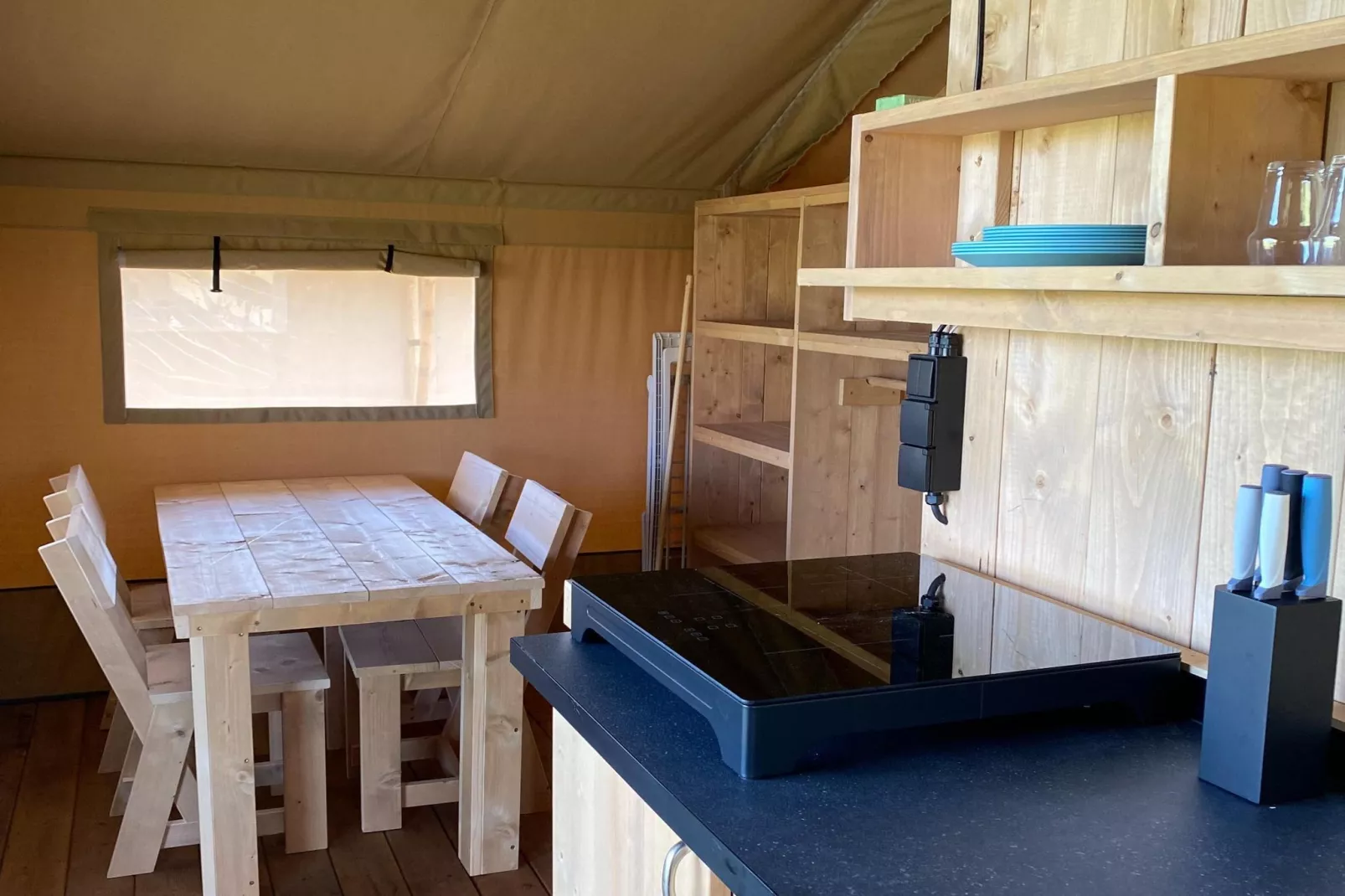 Luxe glamping met badkamer 1 - Keuken