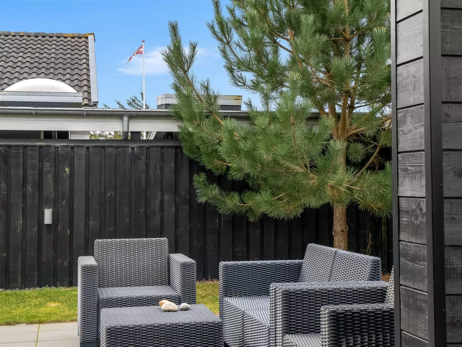 "Aaran" - 700m from the sea - Buiten
