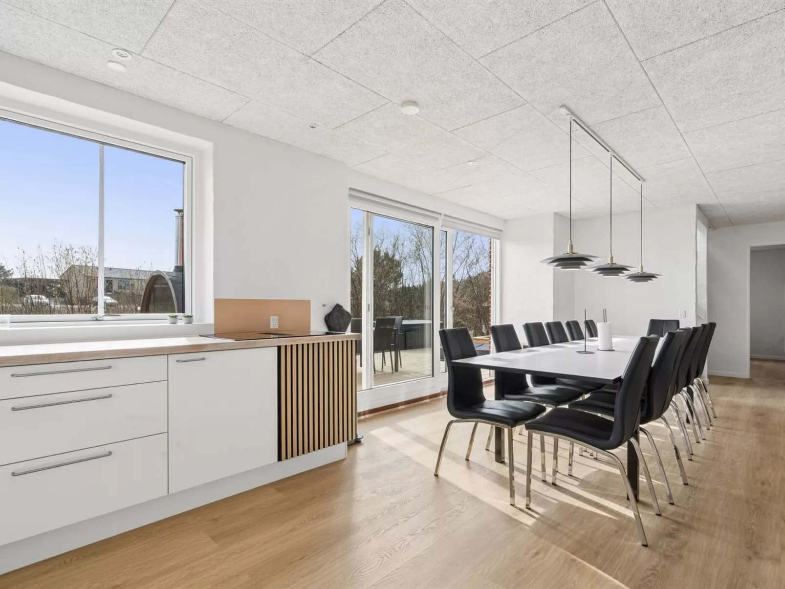 "Cyrill" - 2km from the sea - Binnen