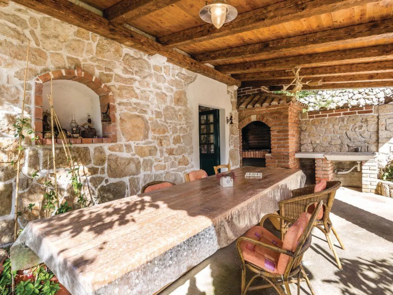 Für 6 Personen in Supetarska Draga - Image-tags.info