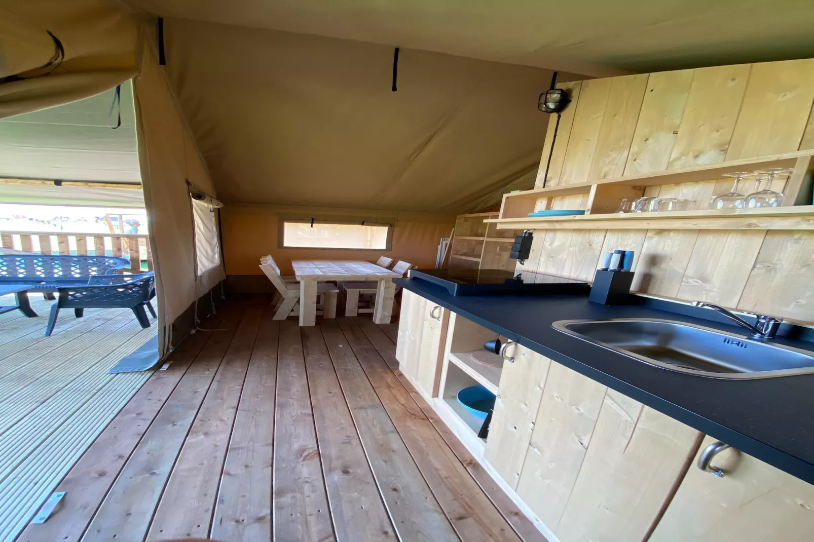 Luxe glamping met badkamer 2 - Keuken