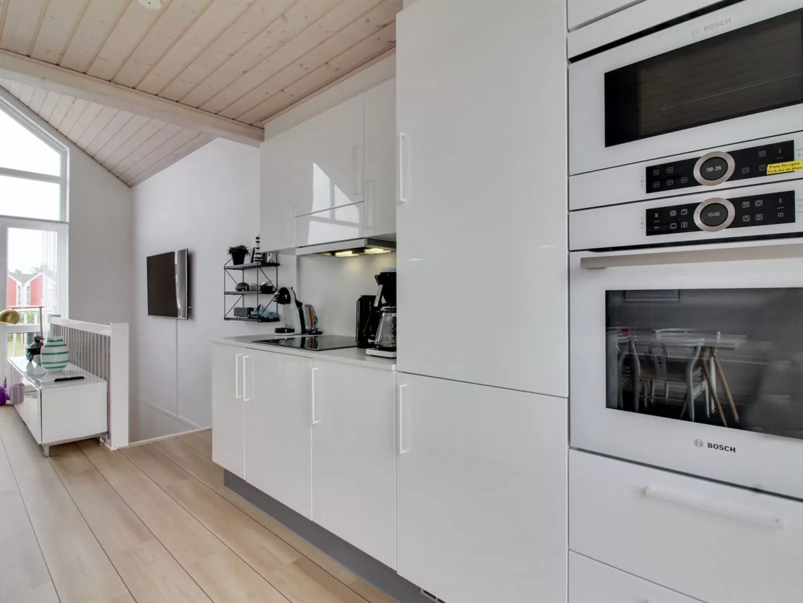 "Adna" - 700m from the sea - Binnen