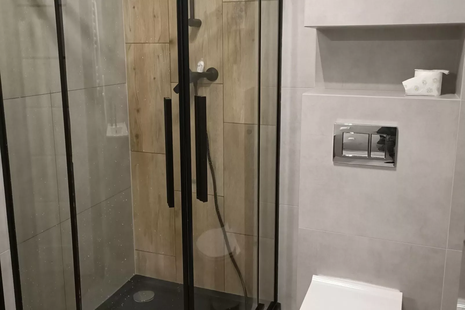 Apartament 33 Gąski-Badkamer