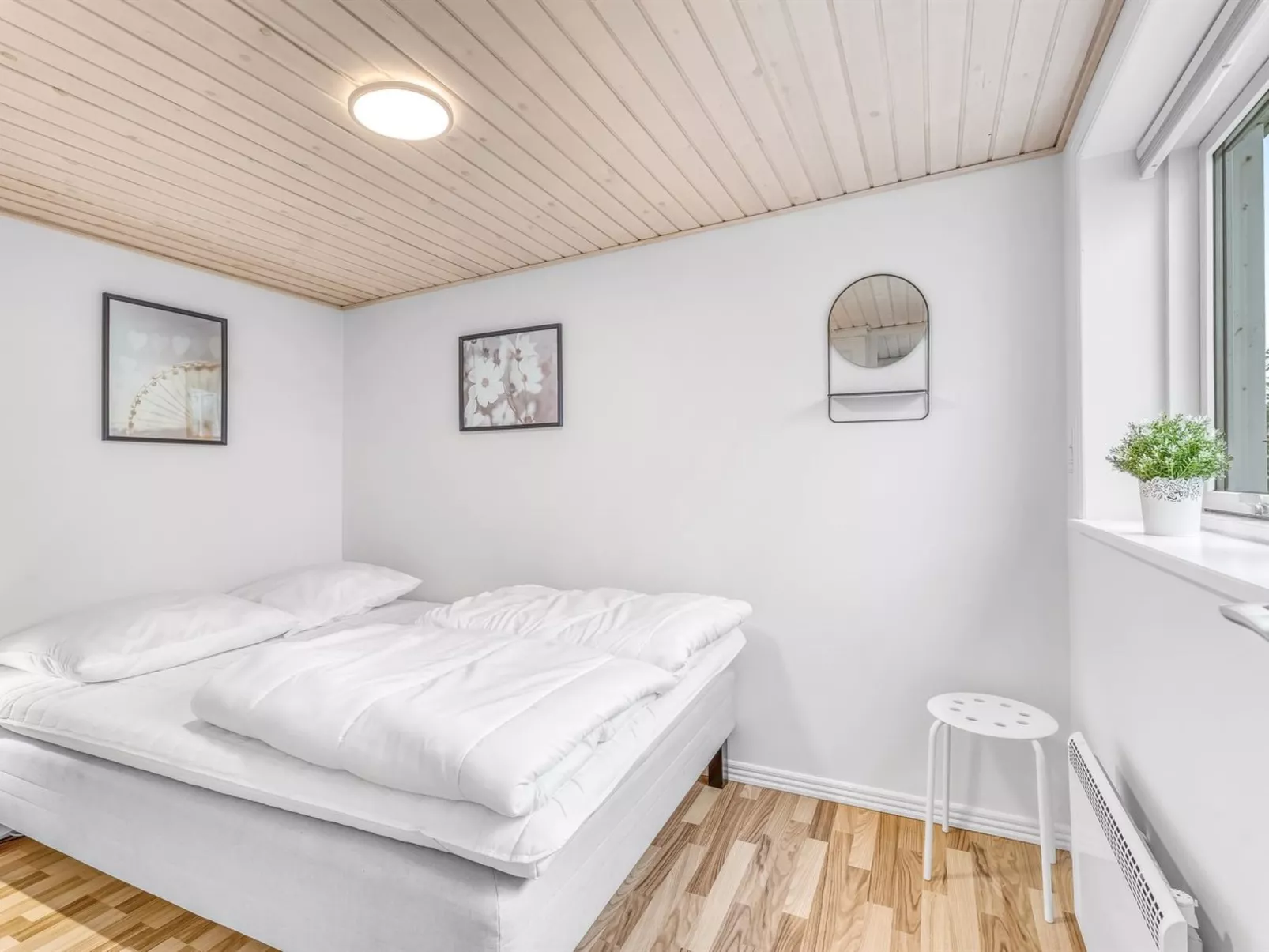 "Anneke" - 1.3km from the sea - Binnen