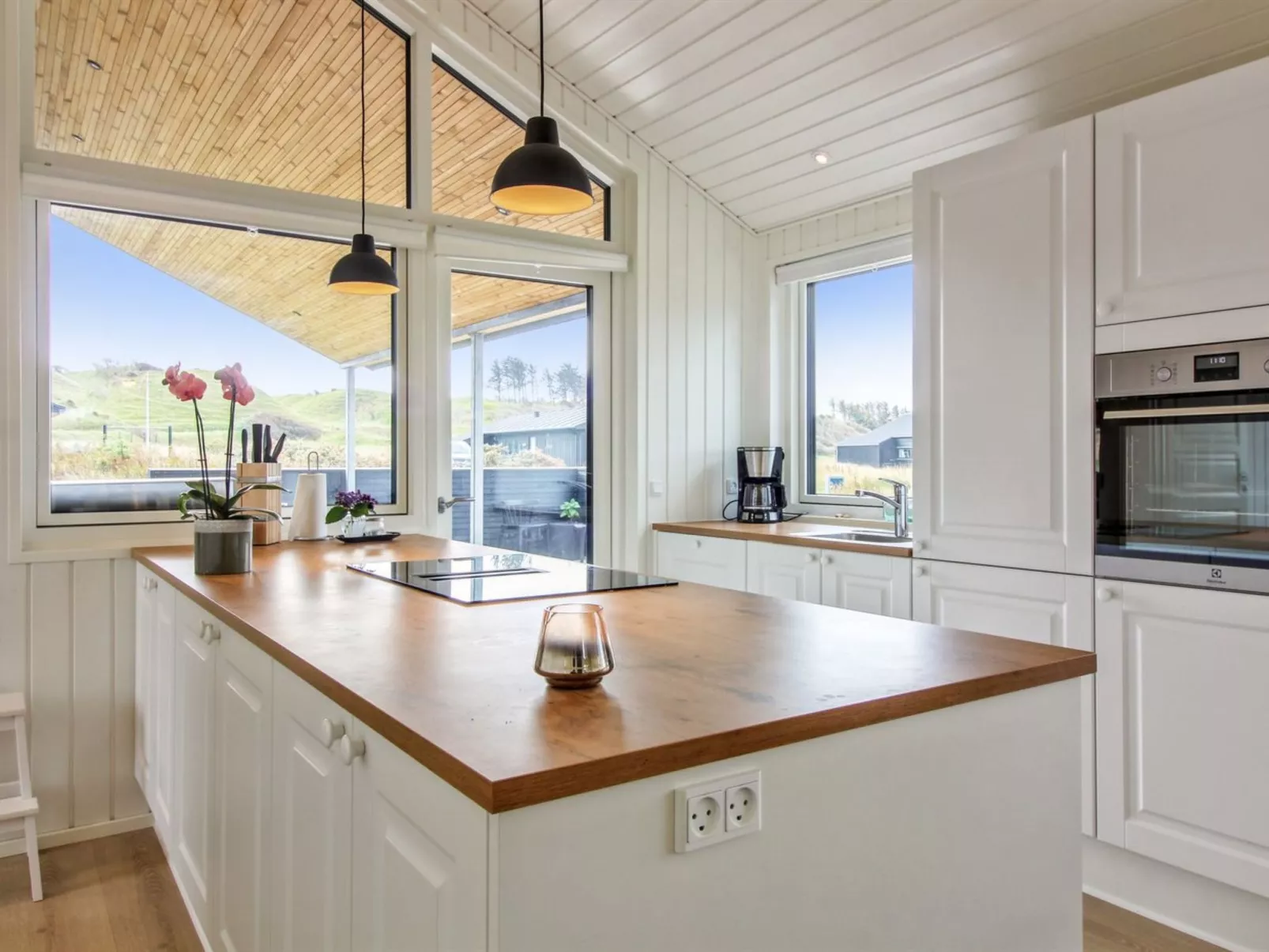 "Alea" - 800m from the sea - Binnen