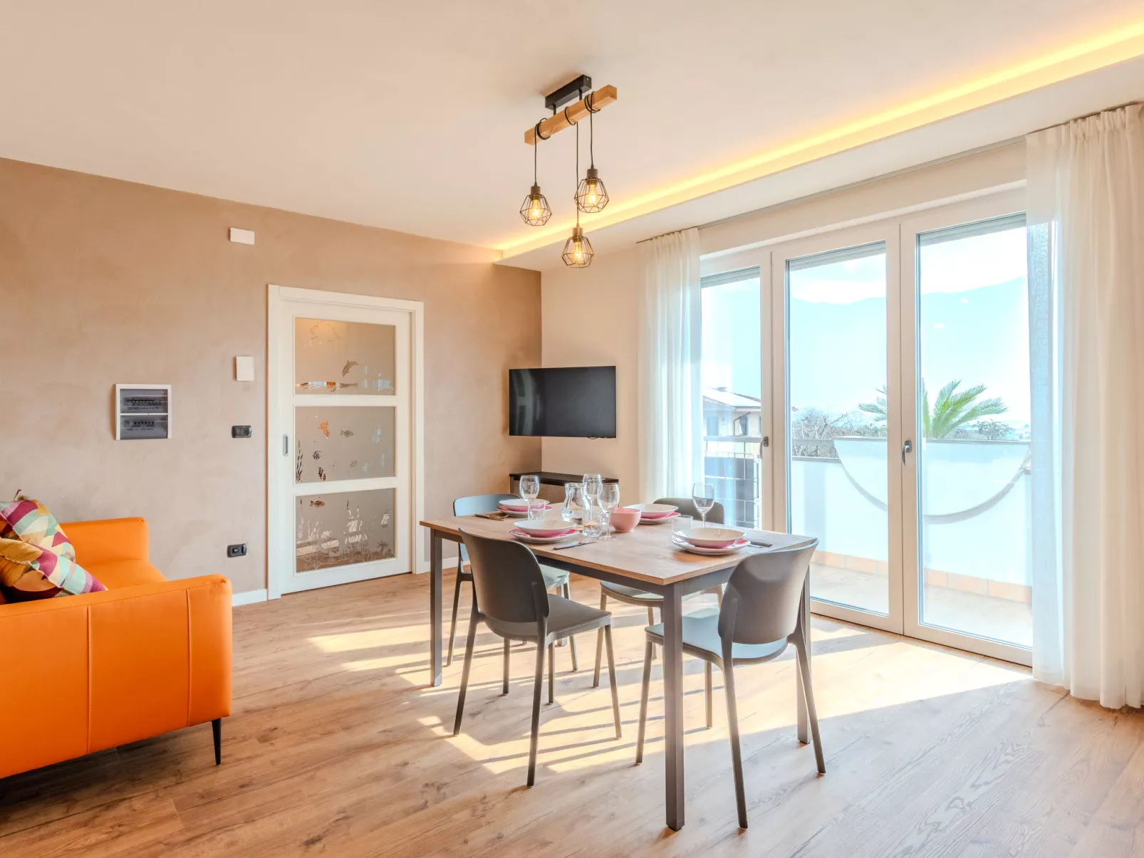 Garda Oasis and Horizon - Binnen