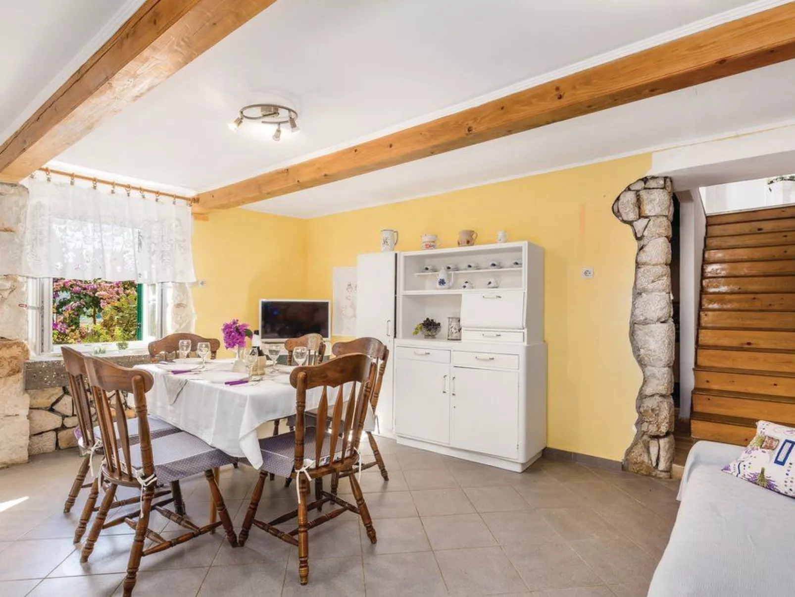 Für 6 Personen in Supetarska Draga - Image-tags.info