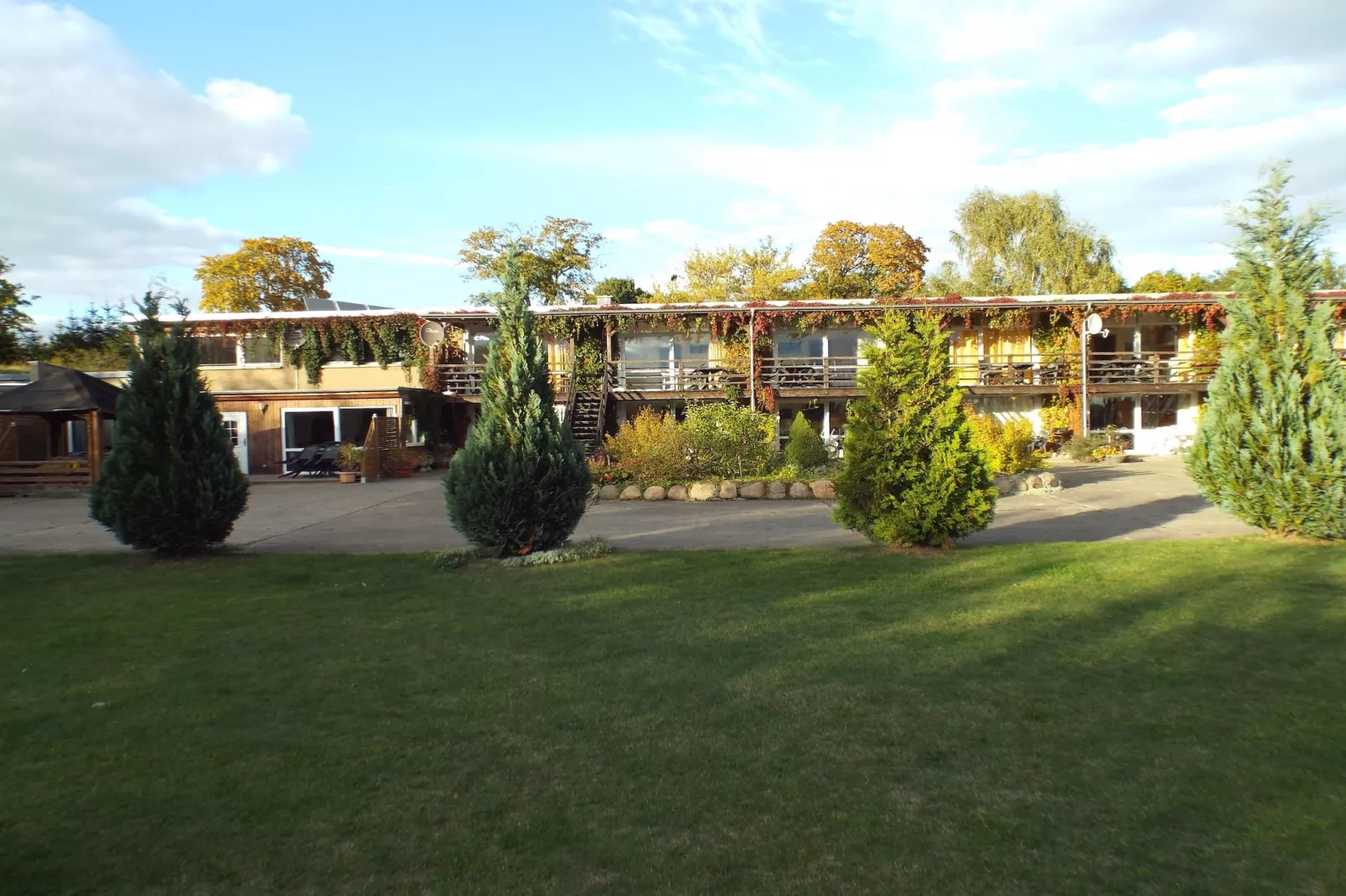 Fewo U04 5 P EG rollstuhlgerecht - Parkfaciliteiten