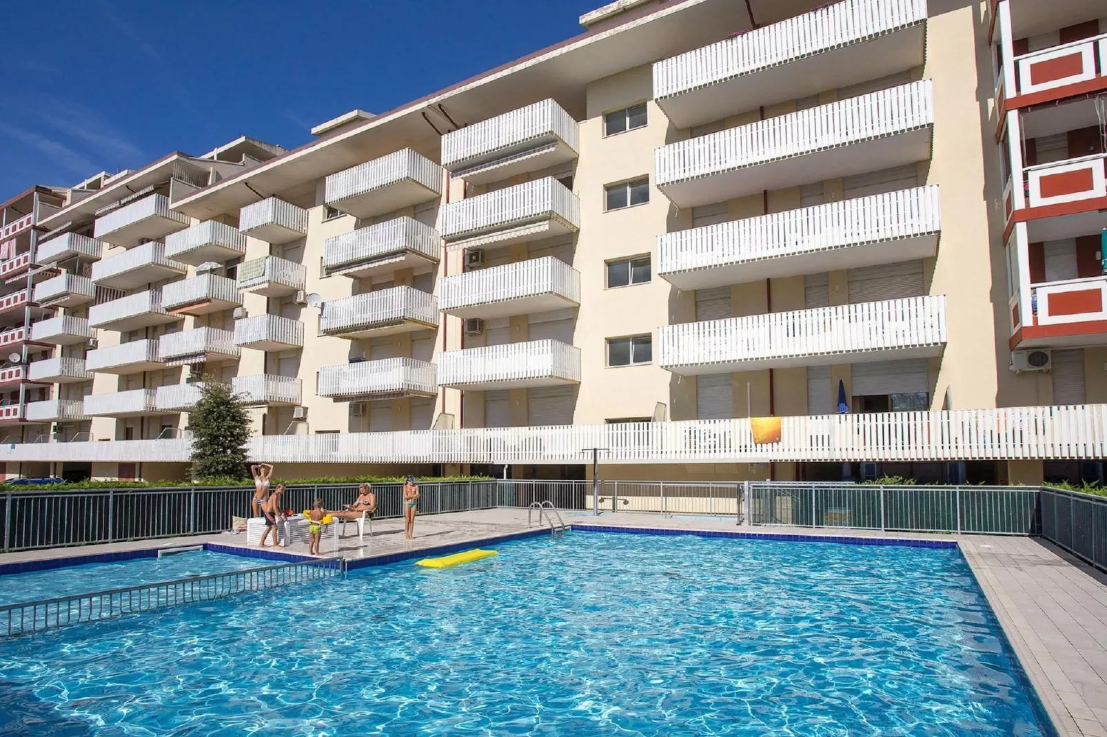 Holiday 18A - Buitenkant zomer