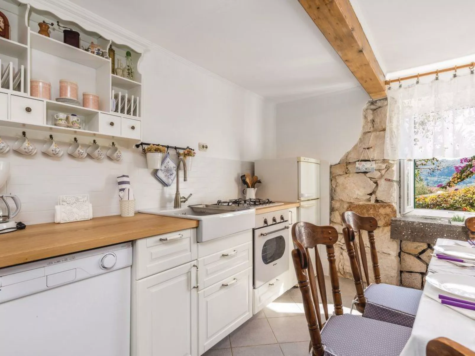 Für 6 Personen in Supetarska Draga - Image-tags.info