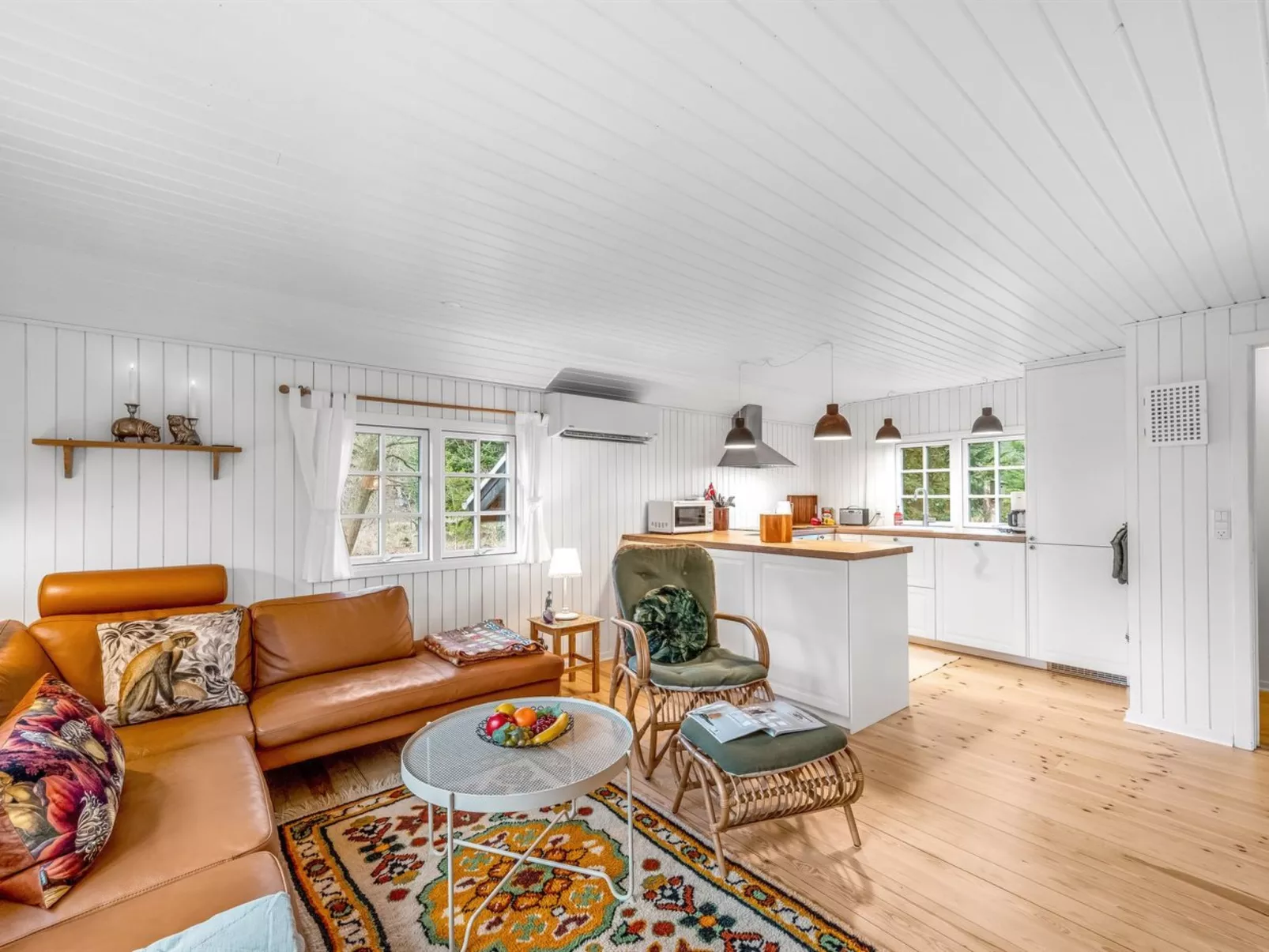 "Anu" - 2km to the fjord - Binnen