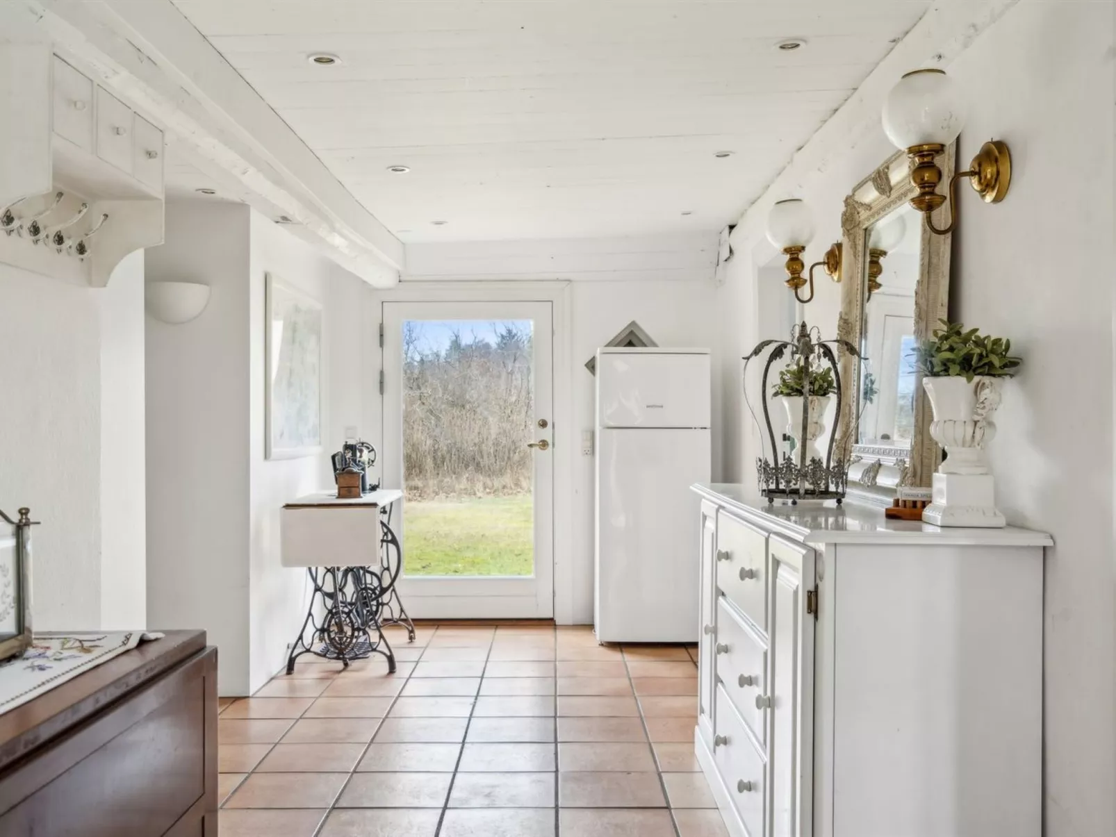 "Jule" - 1.5km from the sea - Binnen