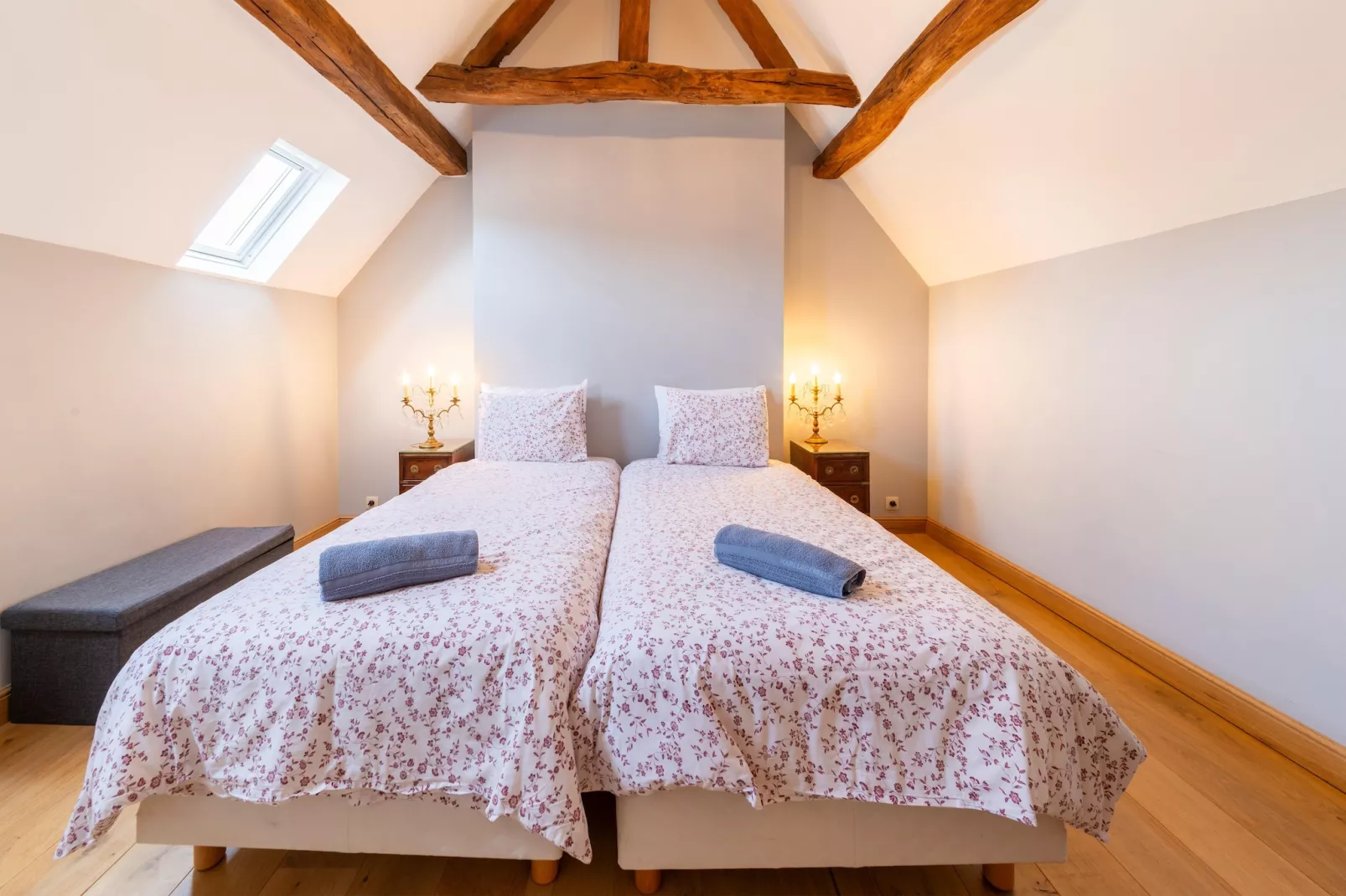 La Cour de Himbe - Buitenkant zomer