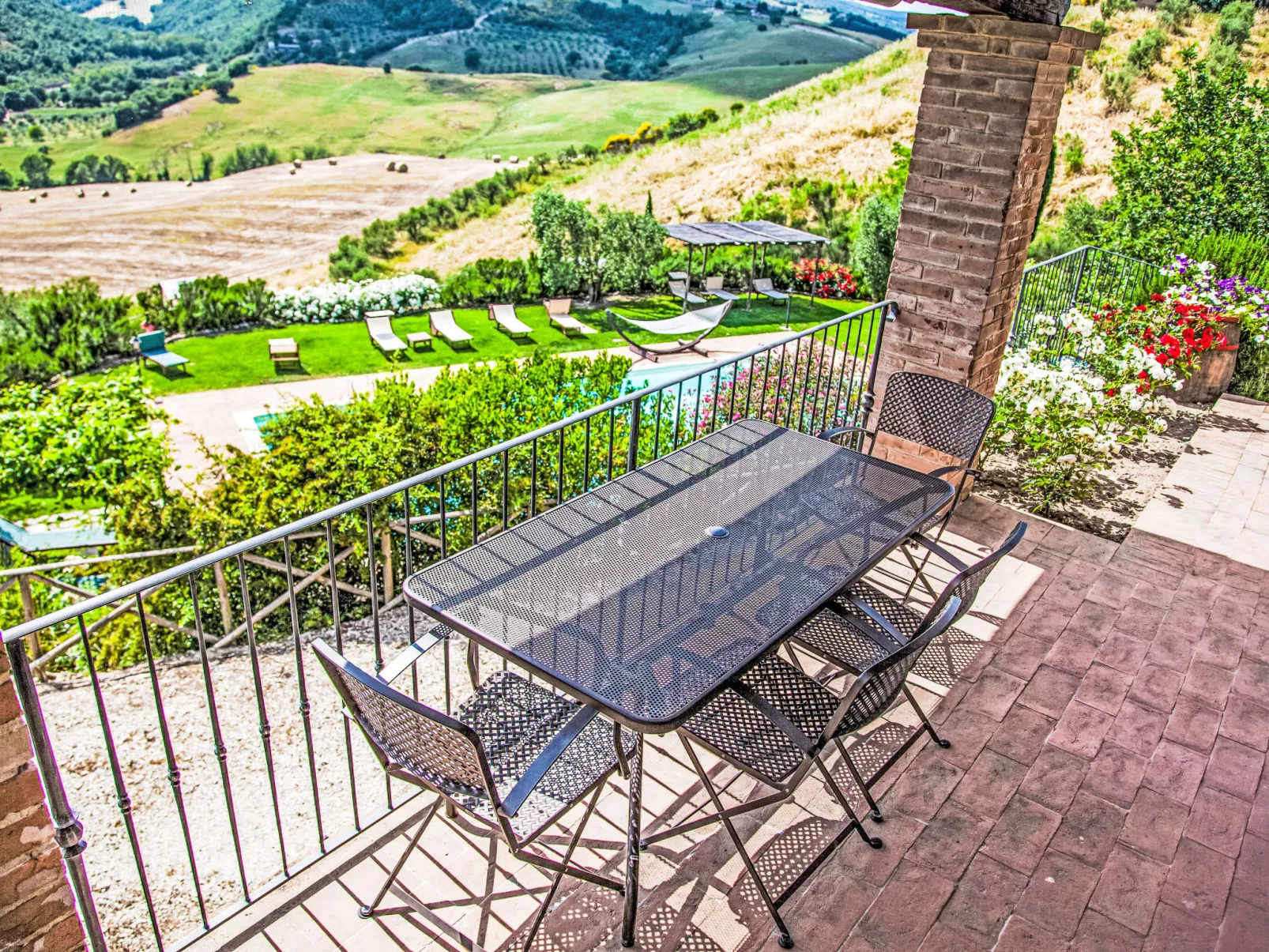 Agriturismo Belvedere delle Crete - Buiten