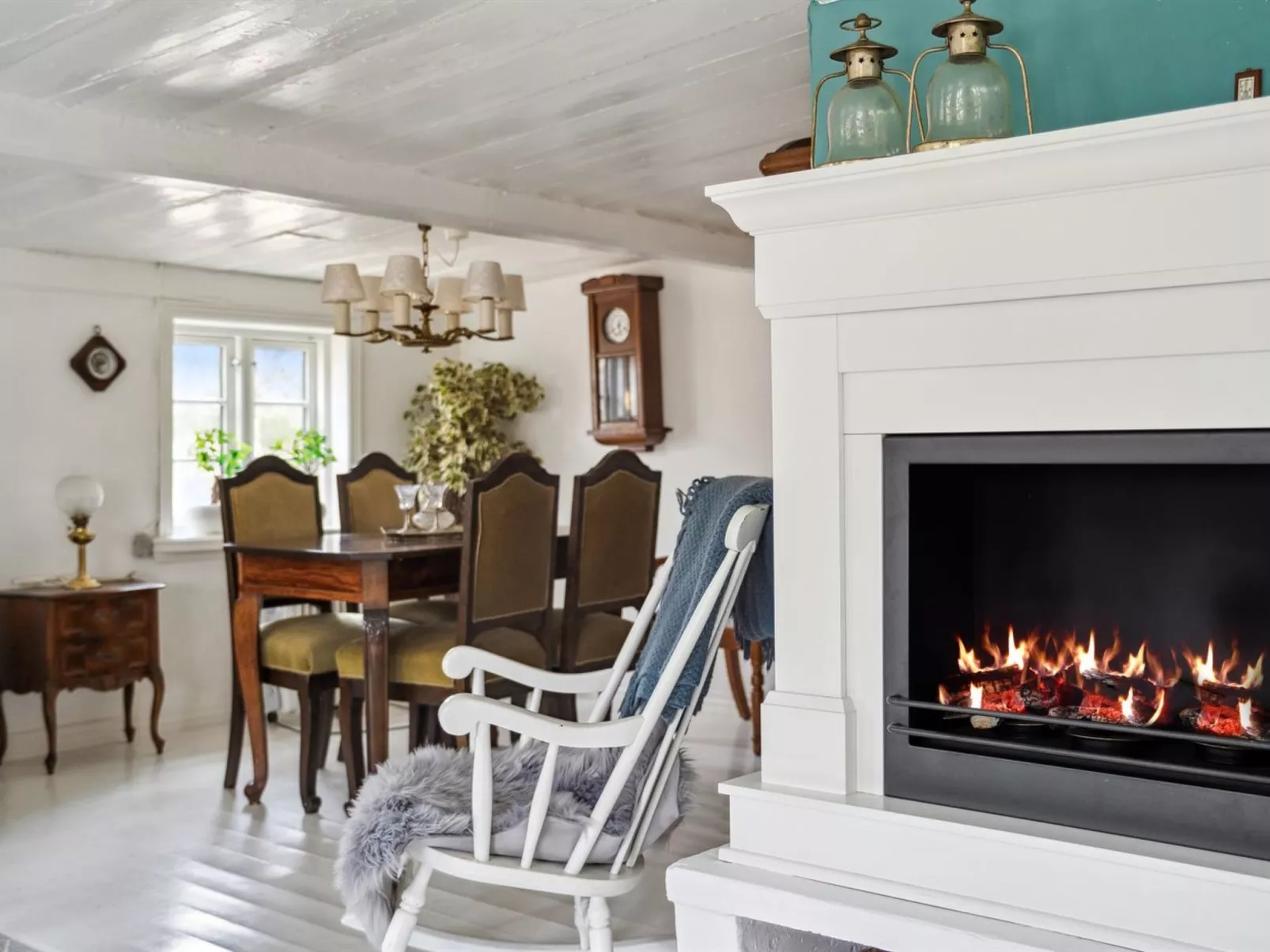 "Jule" - 1.5km from the sea - Binnen