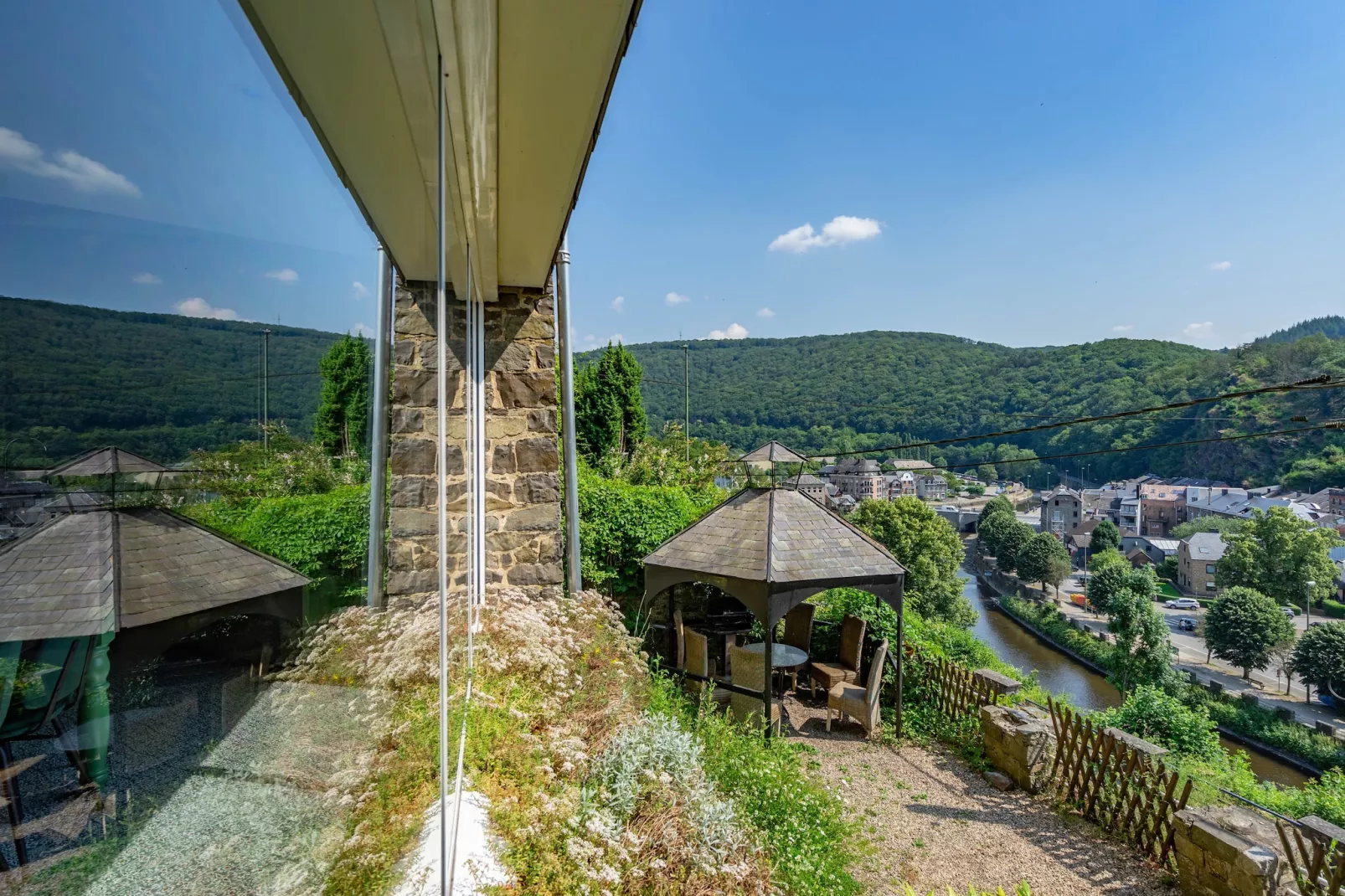 Chateau Constance volledig - Terras