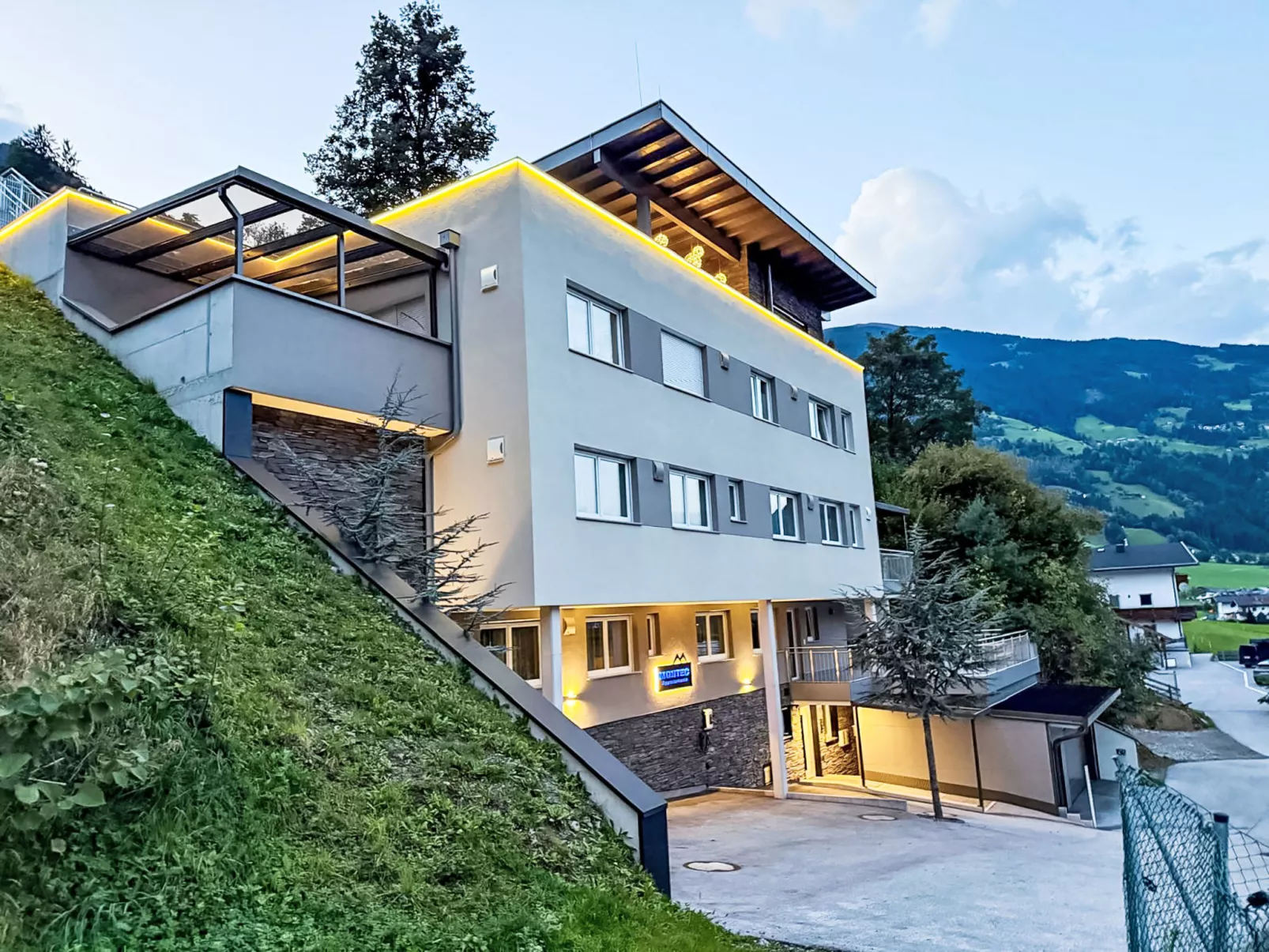 Montec Apart 2 - Buiten