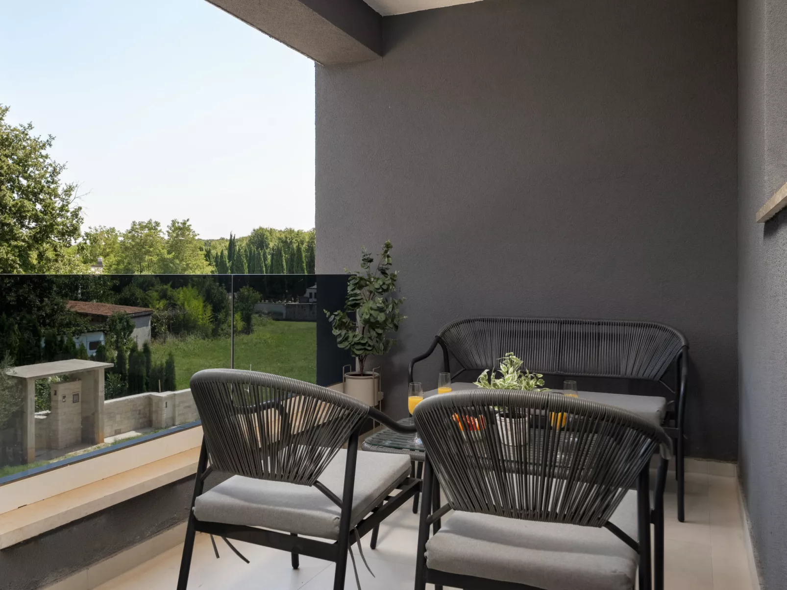 Mediterranee Oliva - Buiten